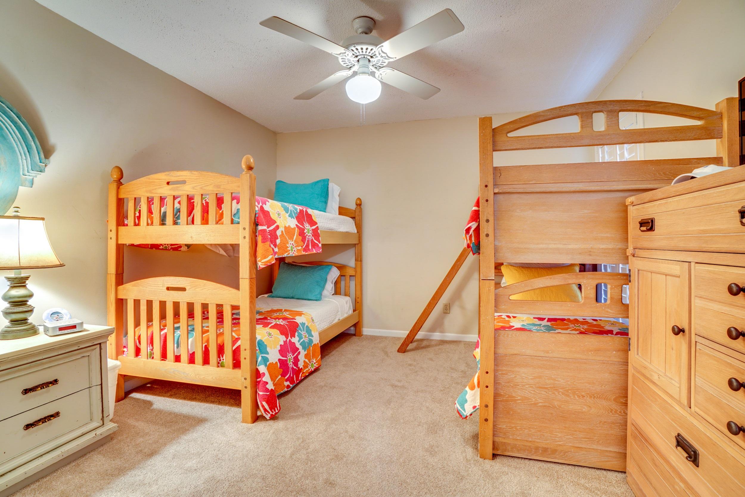 TOPS'L TENNIS VILLAGE - Residential