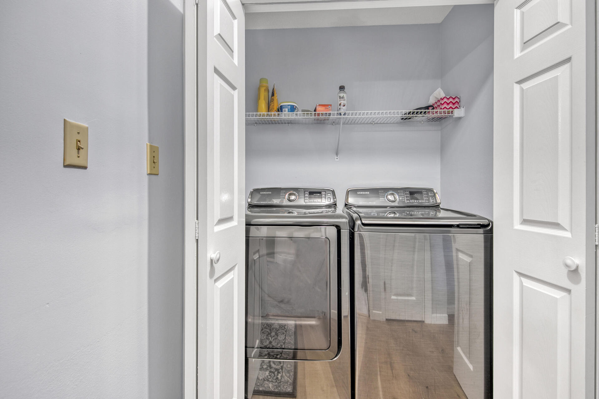 FAIRWAY LAKES PH 1 - Residential