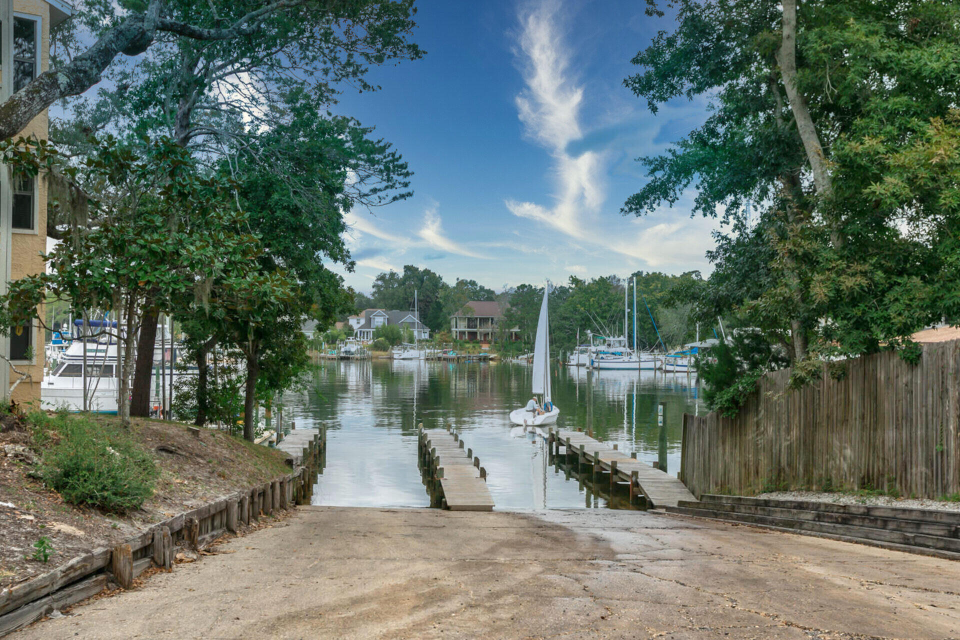 FAIRWAY LAKES PH 1 - Residential