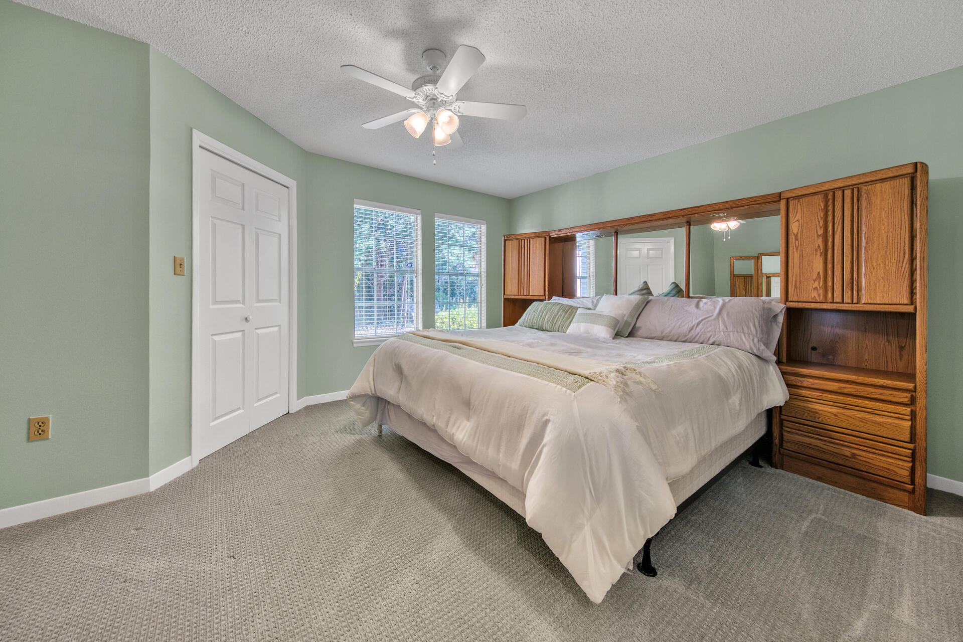 FAIRWAY LAKES PH 1 - Residential