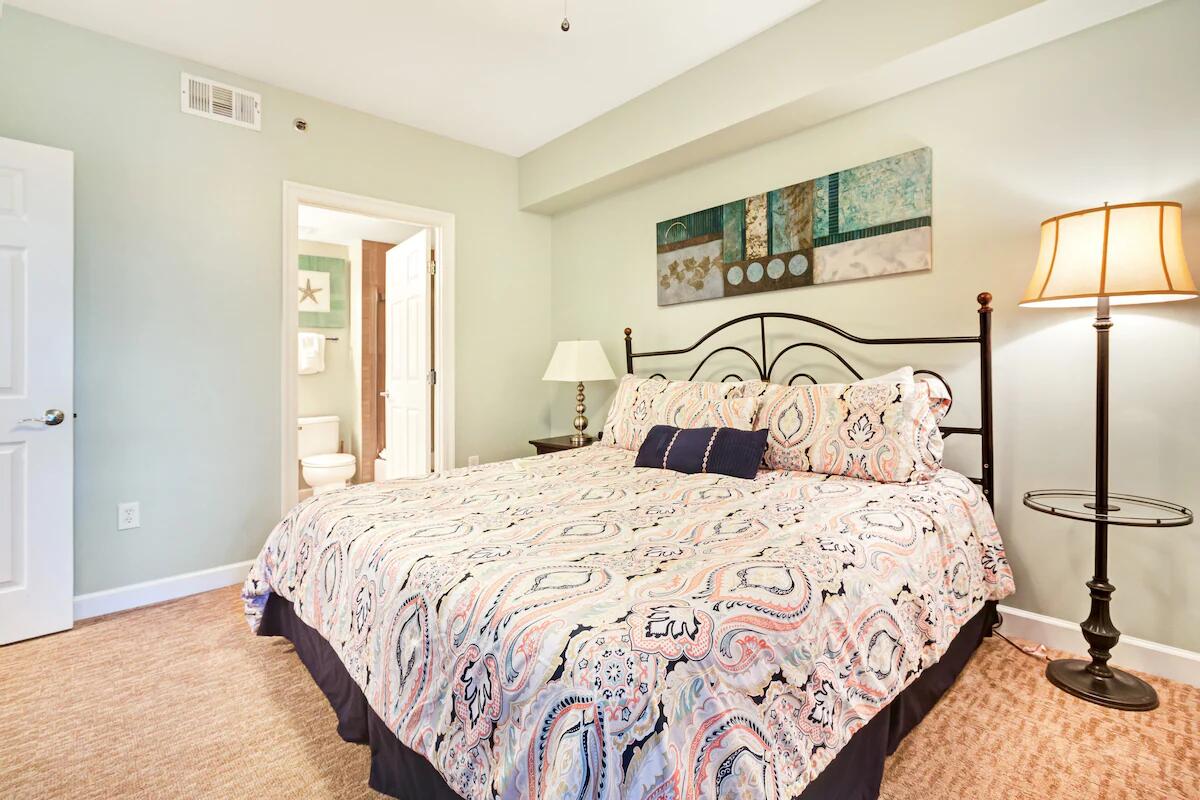 STERLING SHORES - Residential