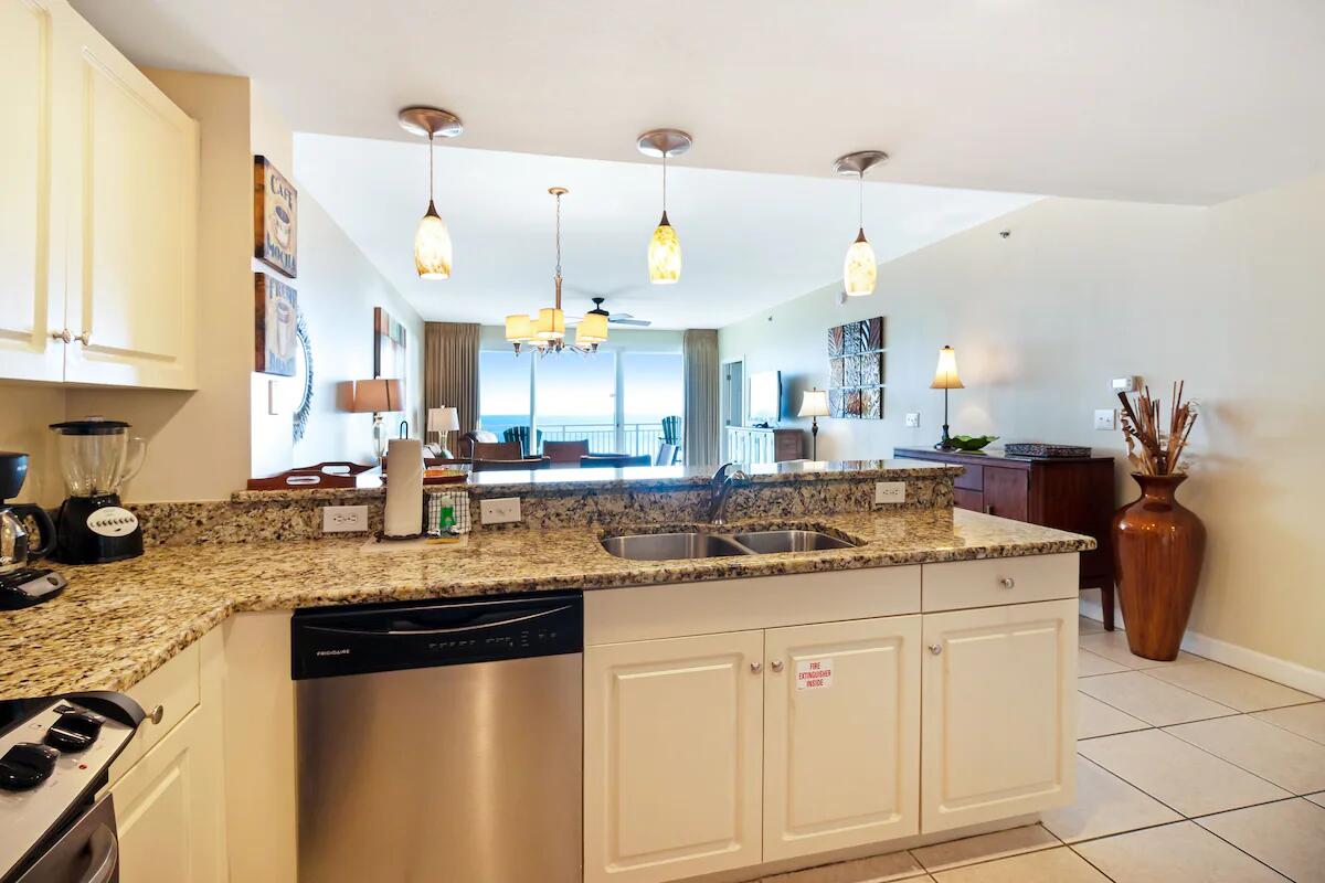 STERLING SHORES - Residential