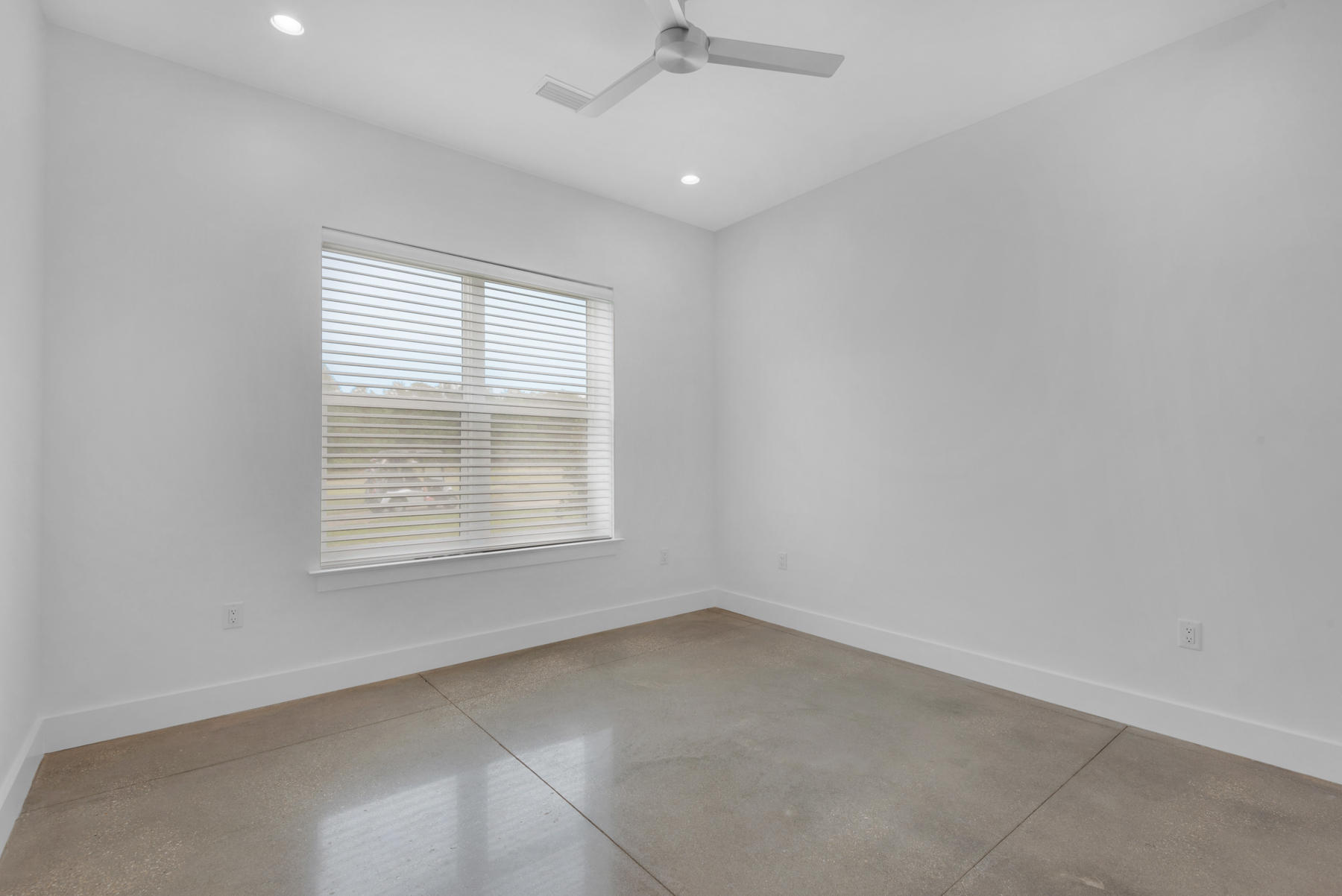 EMERALD BAY PH 1A - Residential