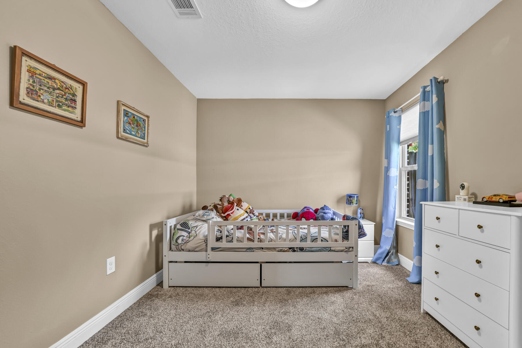 NO RECORDED SUBDIVISION - Residential