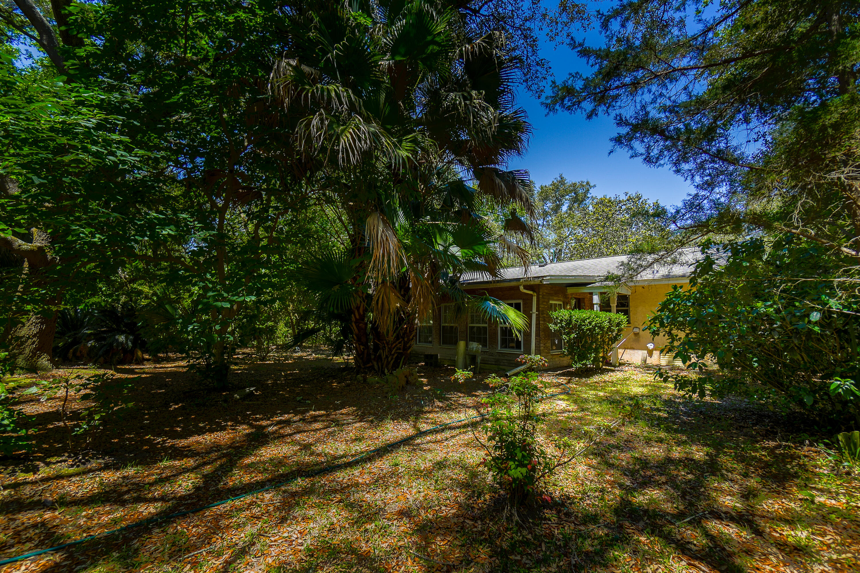 WEEKLEY BAYOU - Residential