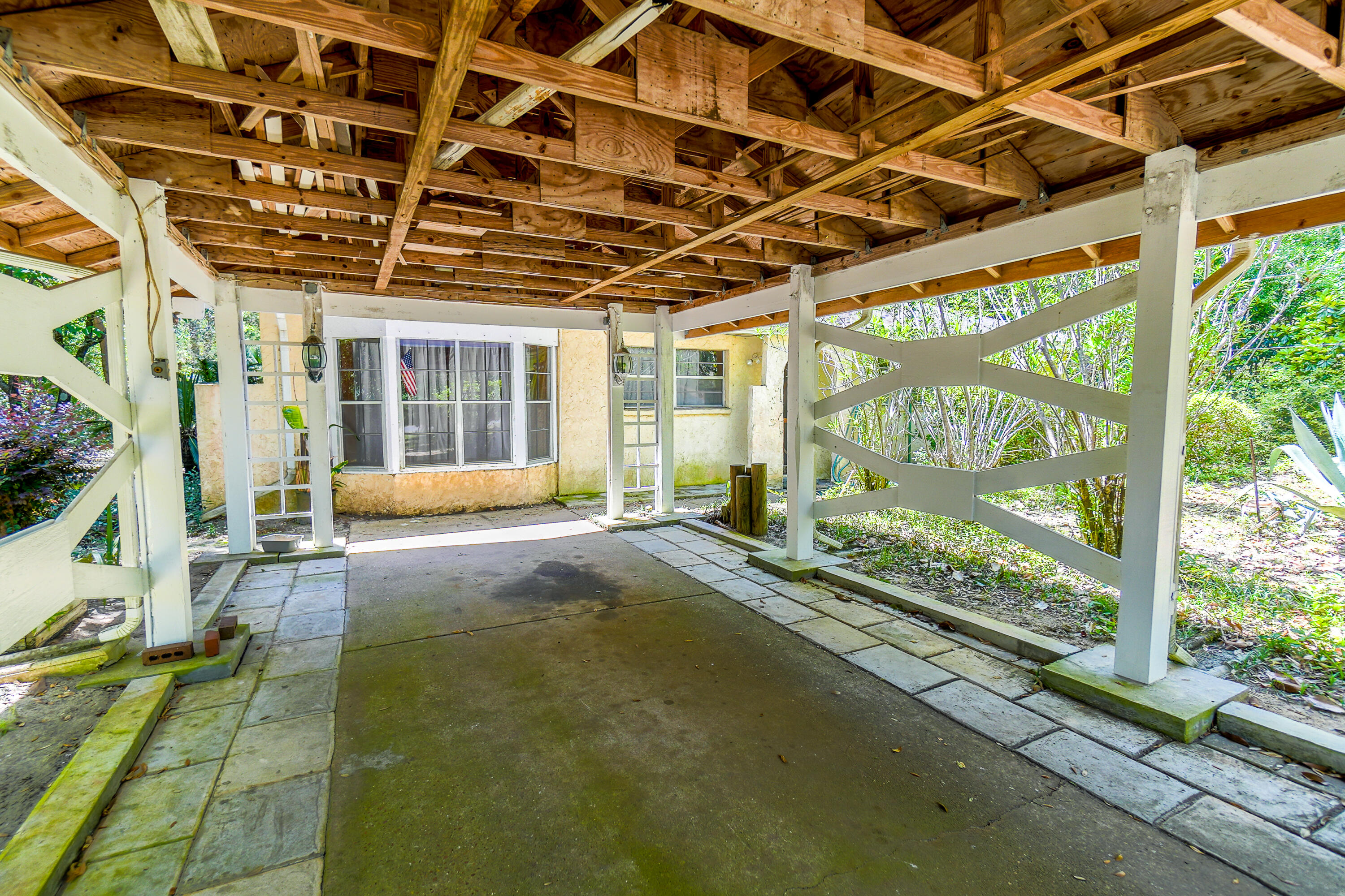 WEEKLEY BAYOU - Residential