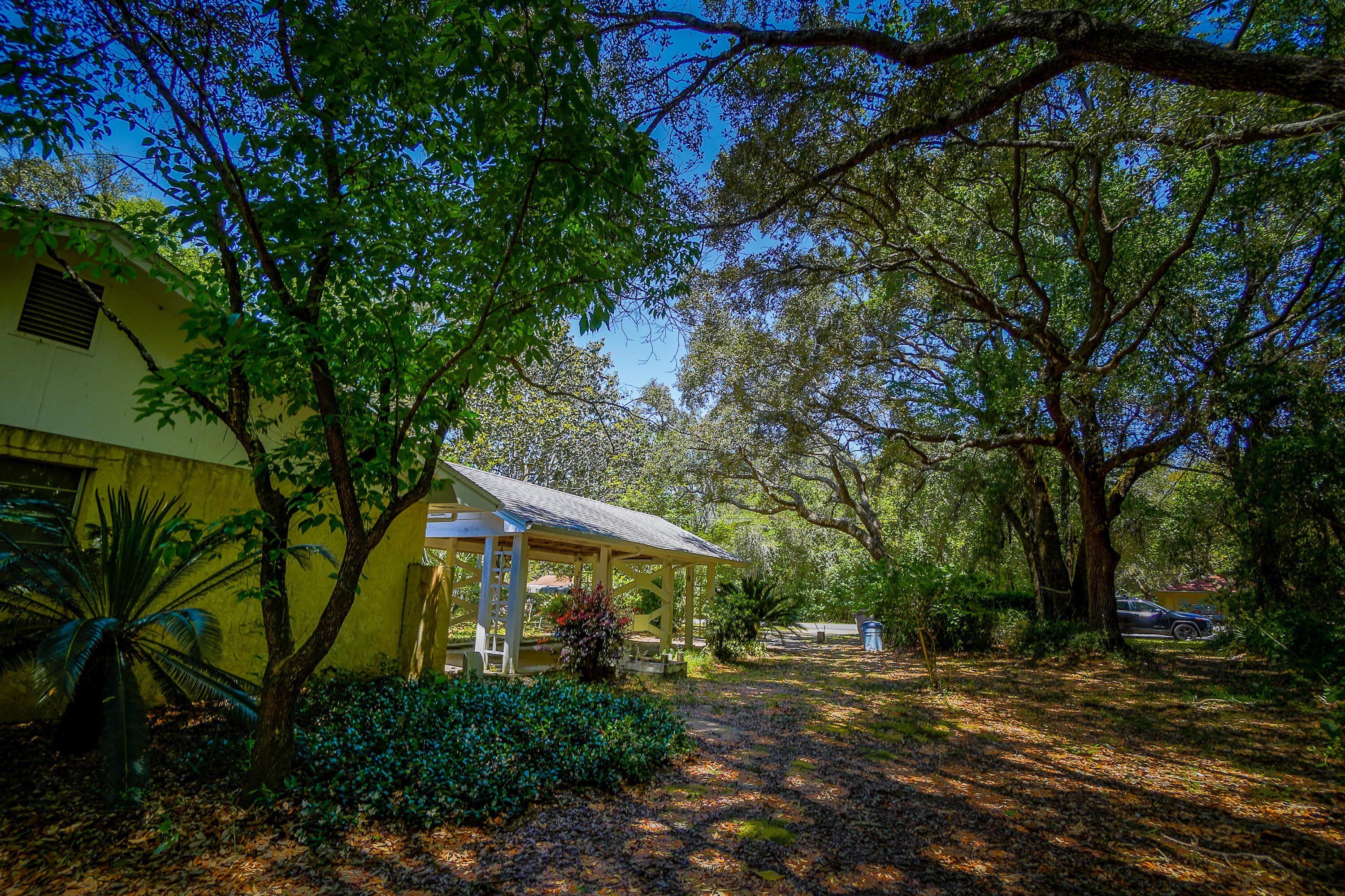 WEEKLEY BAYOU - Residential