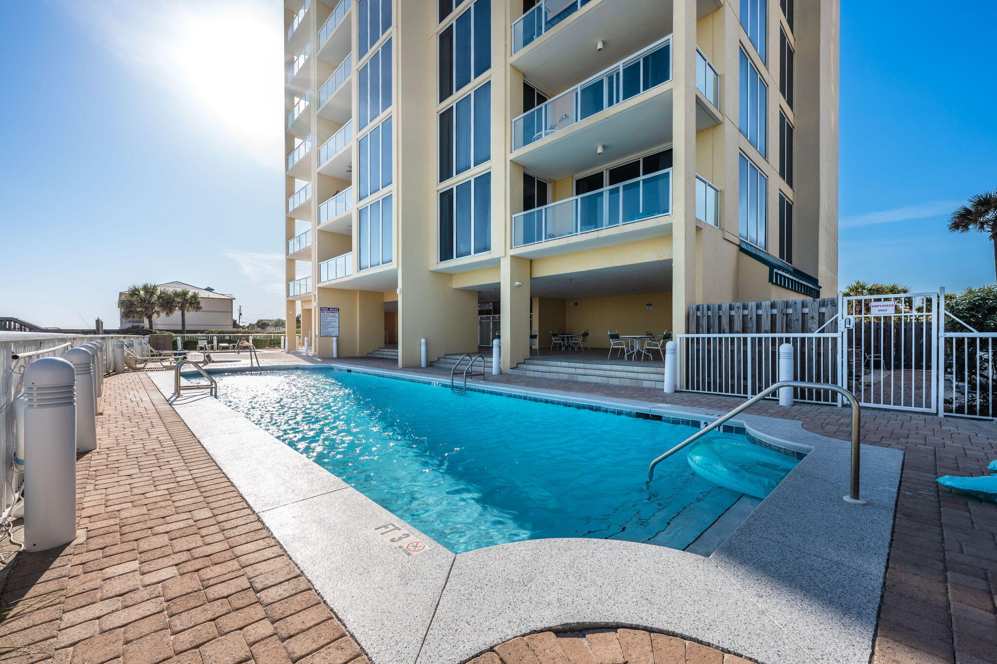 CARIBBEAN RESORT - Residential