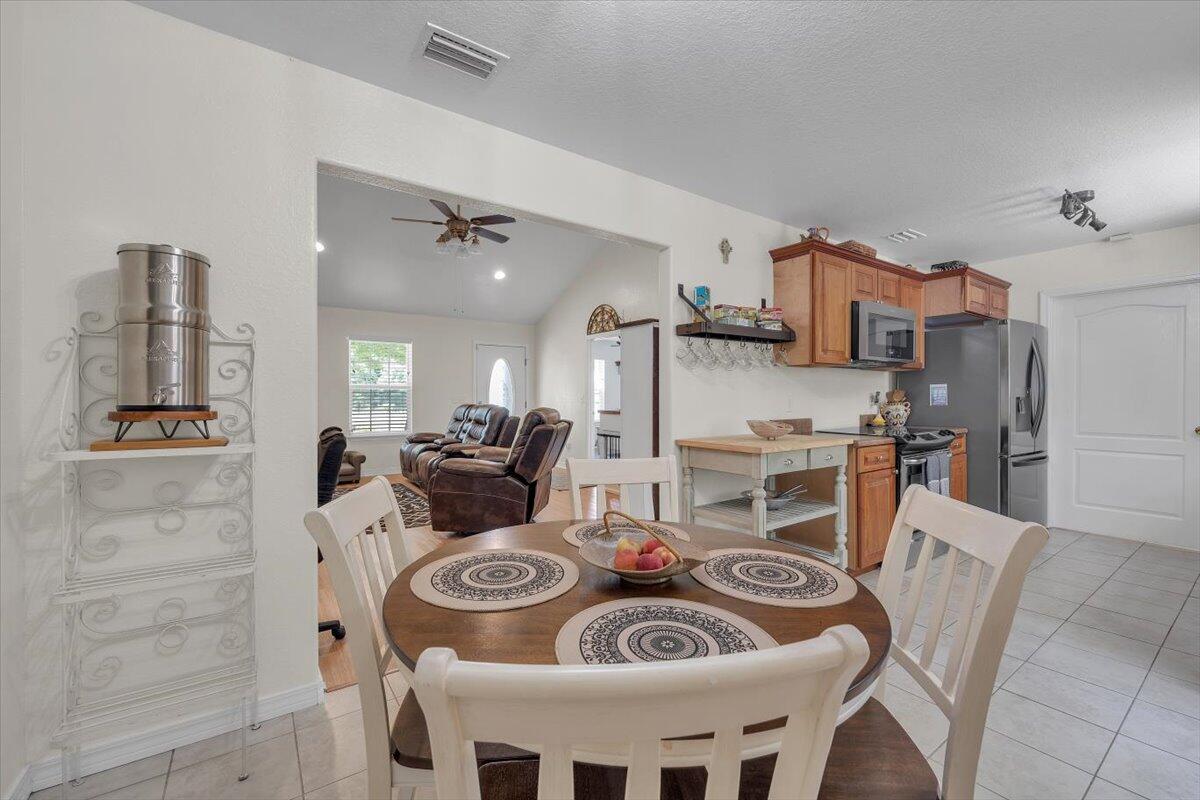 65 Sidney Ave - Residential