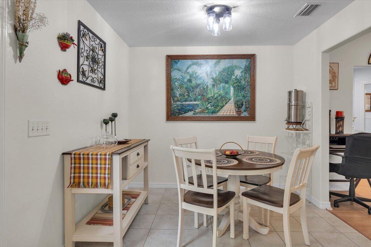 65 Sidney Ave - Residential