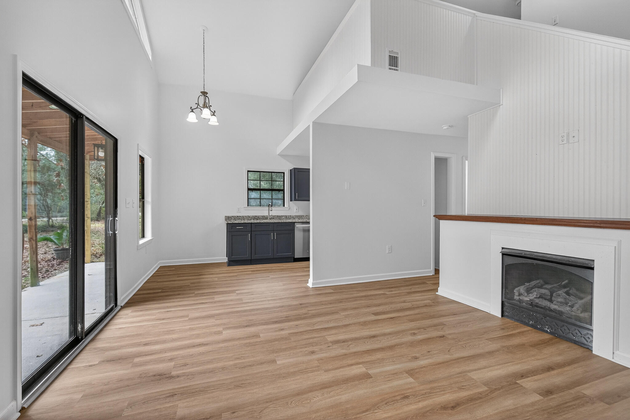 OAKWOOD LAKES ESTATES - Residential