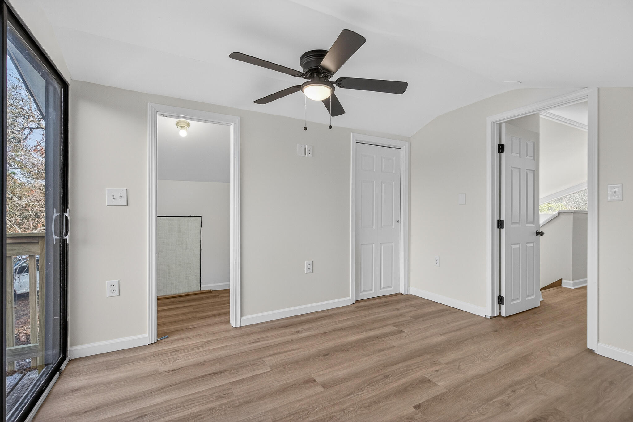 OAKWOOD LAKES ESTATES - Residential