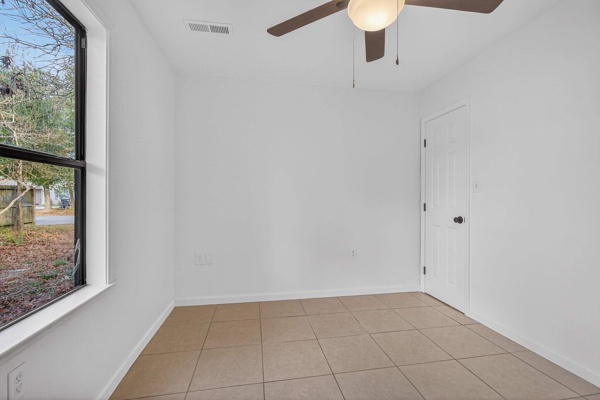 OAKWOOD LAKES ESTATES - Residential