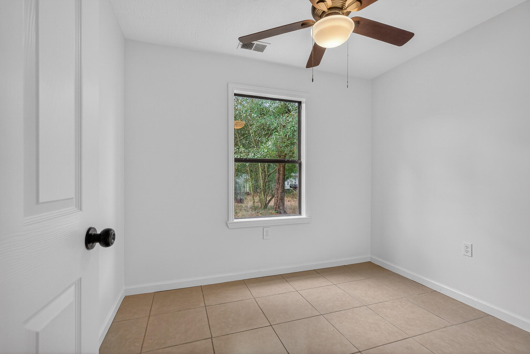 OAKWOOD LAKES ESTATES - Residential