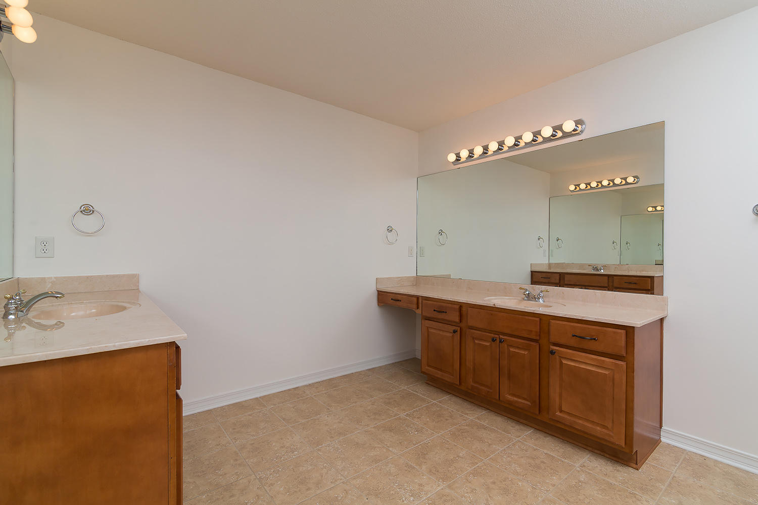 SILVER OAKS PH 2 - Residential