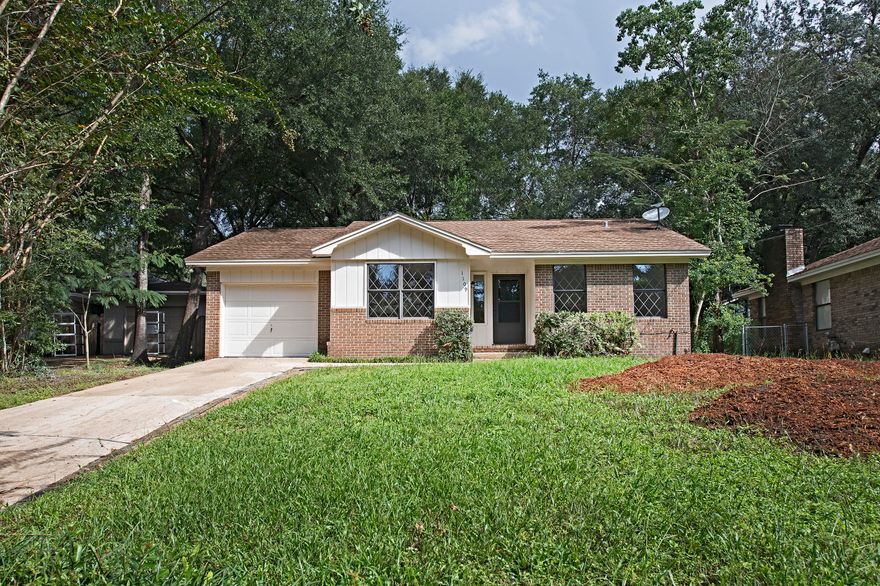 Great find in Niceville. Priced right and ready to move in. Completely remodeled, newer roof, all new kitchen, new floors, new doors, new cabinets and counter tops, new fixtures and freshly painted. Bathroom remodeled. Fenced in back yard w/back porch Move in ready. Quiet neighborhood. Stainless steel refrigerator, stove microwave and dishwasher to be installed by seller.