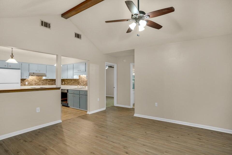 KELLY HILL ESTATES - Residential Lease