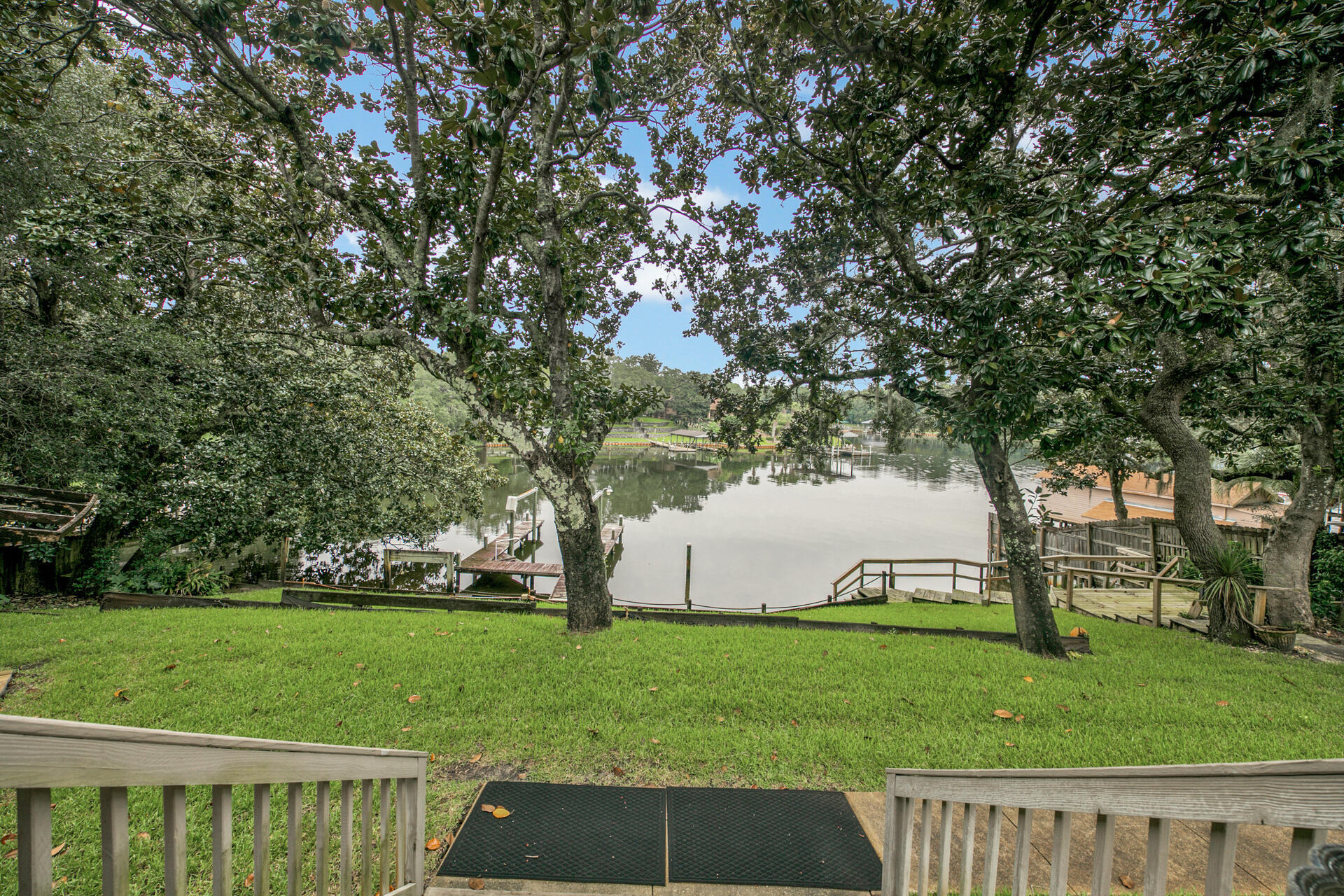 WATERS BEACH - Residential