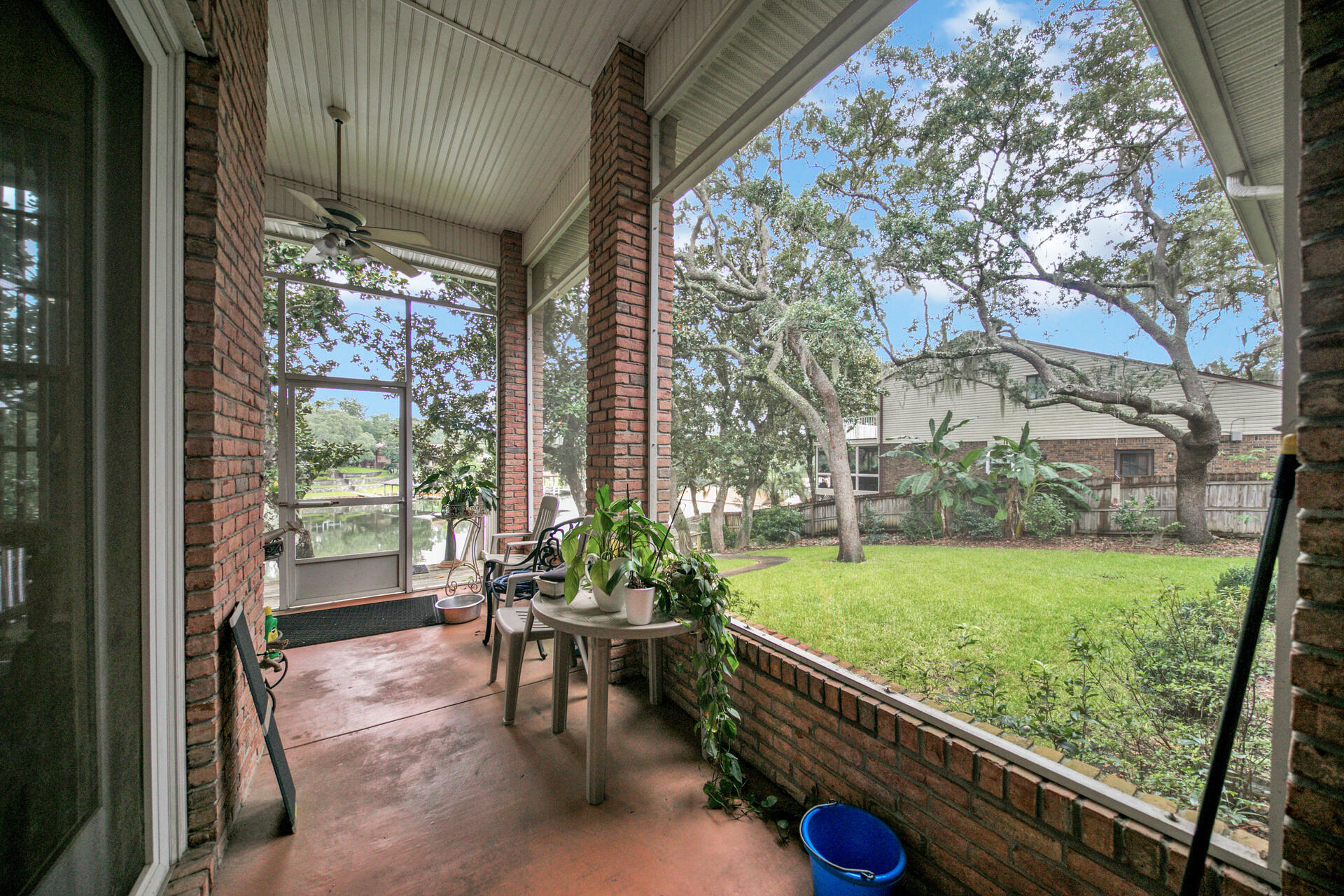 WATERS BEACH - Residential