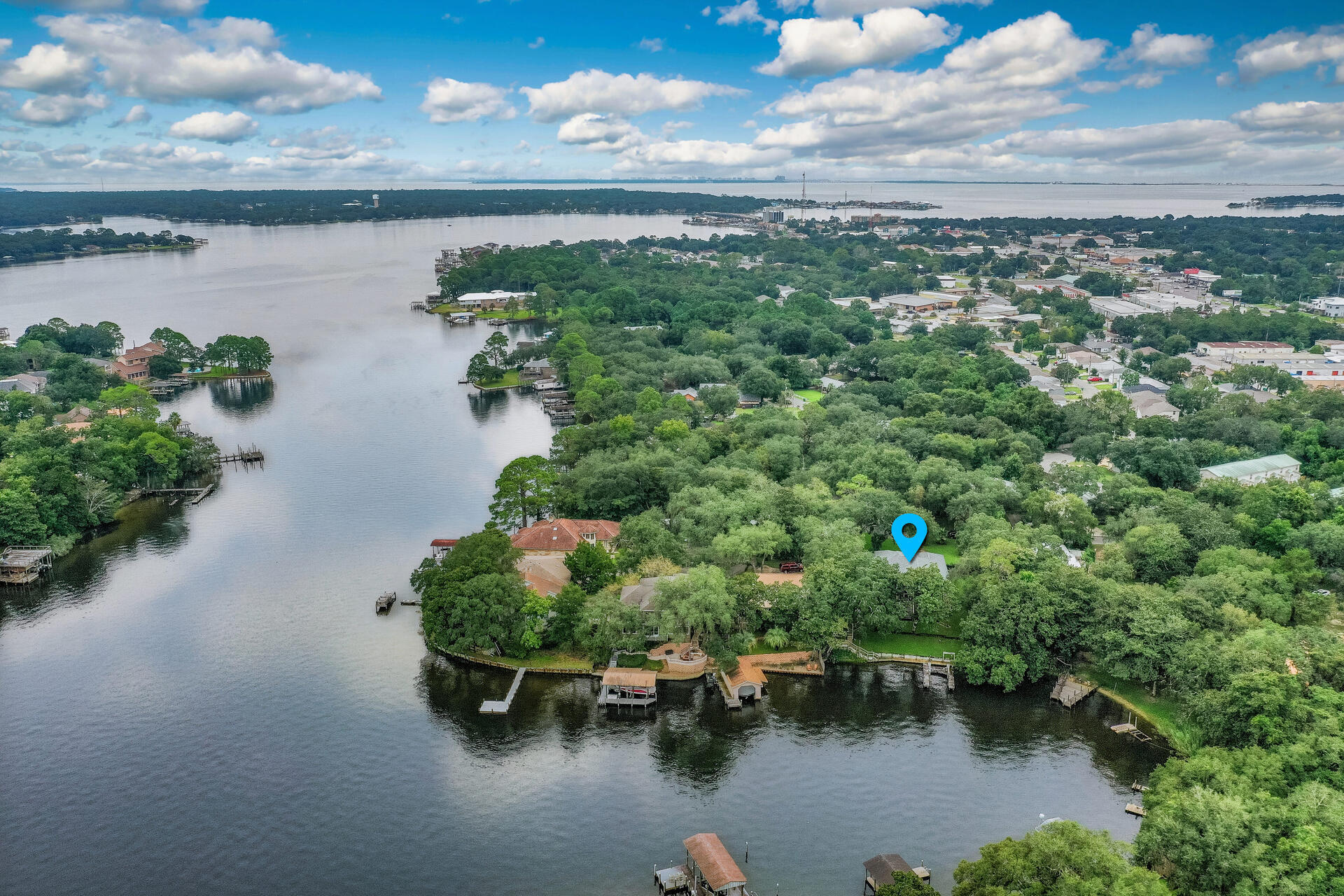WATERS BEACH - Residential
