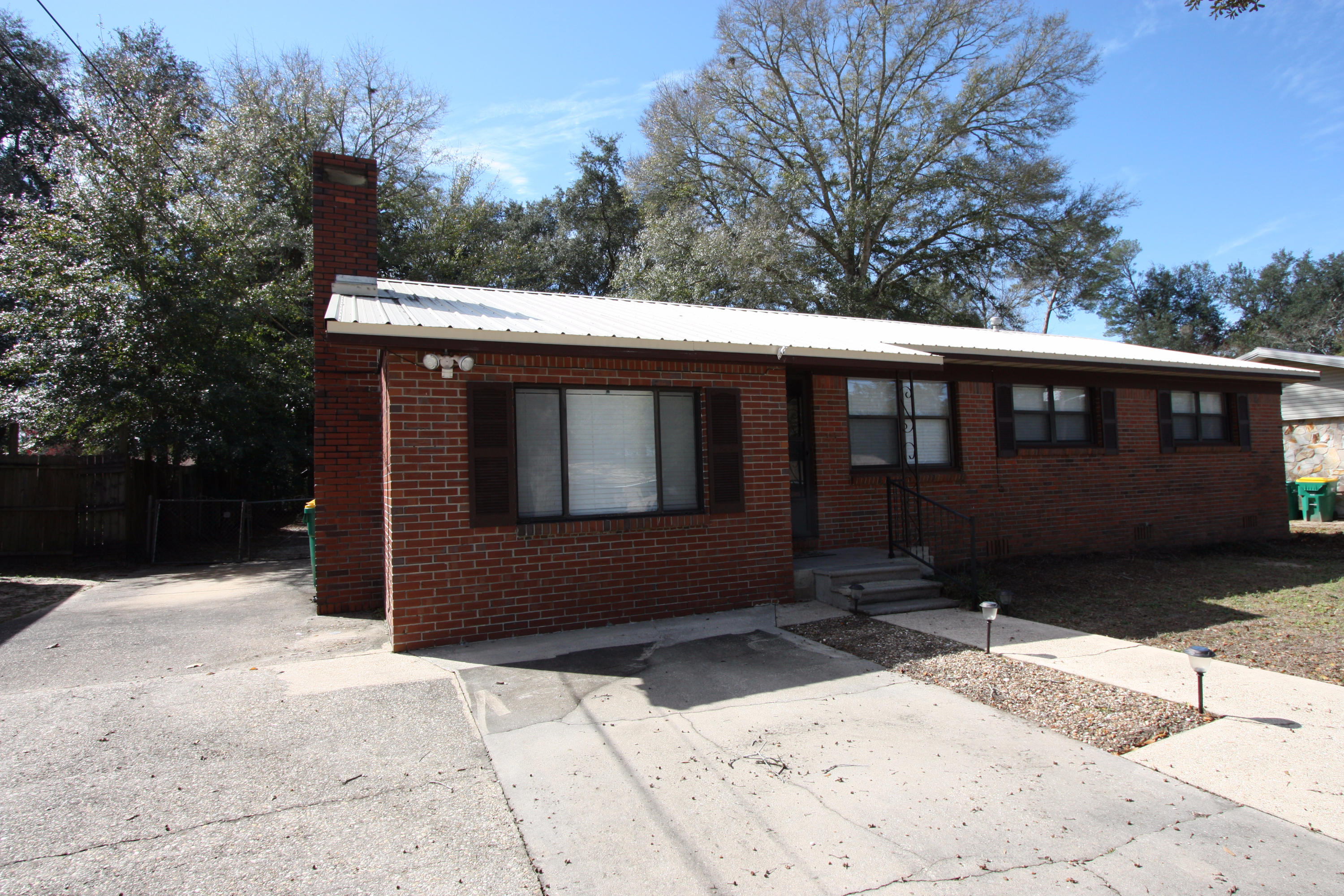 Pinecrest Hills - Residential