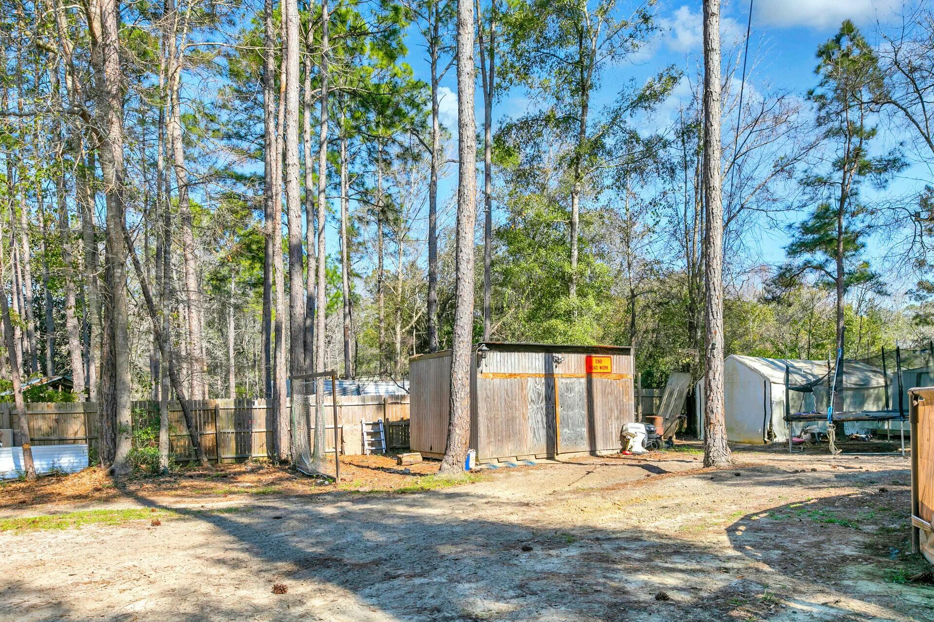 CREEKSIDE - Residential