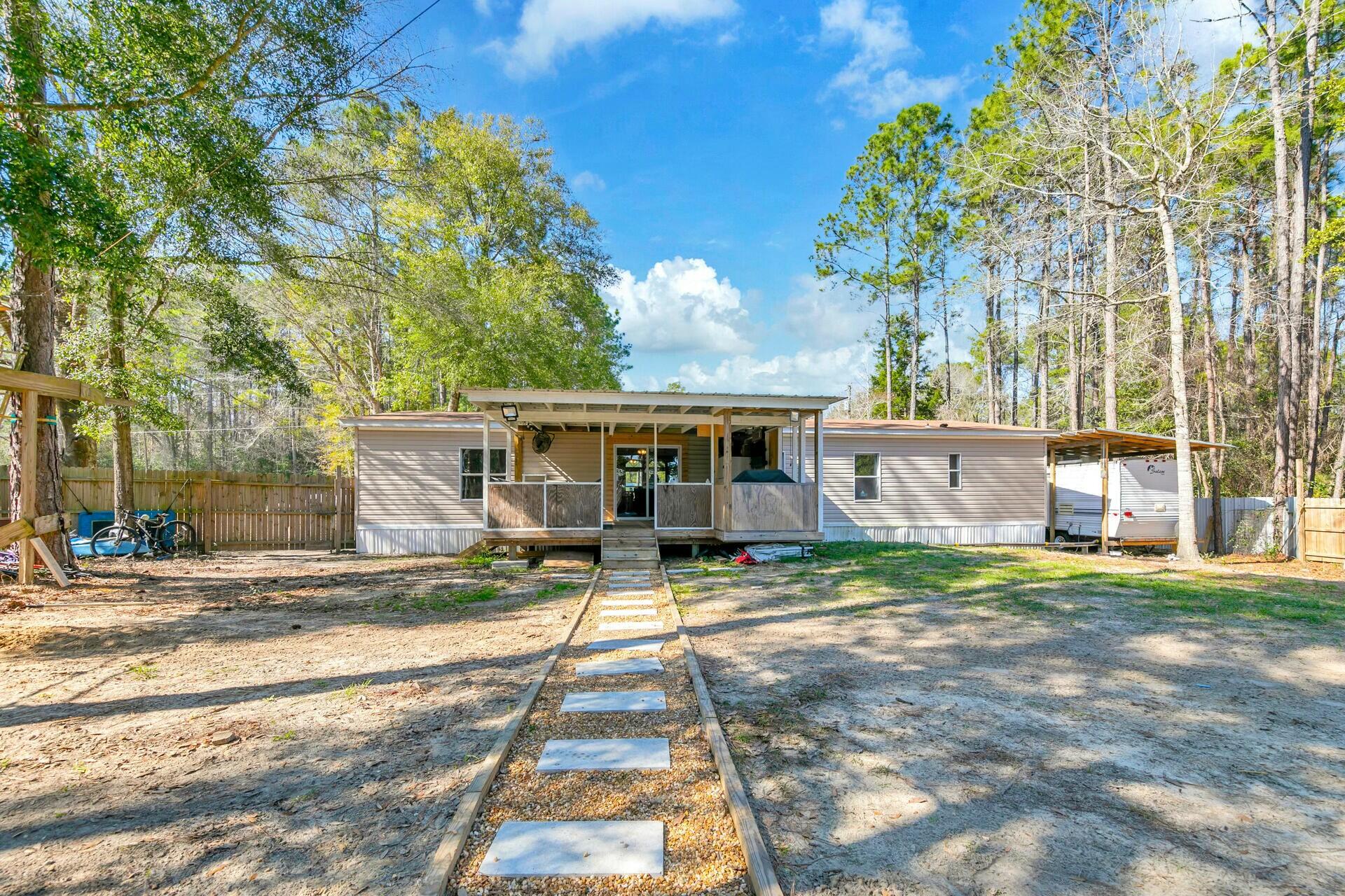 CREEKSIDE - Residential