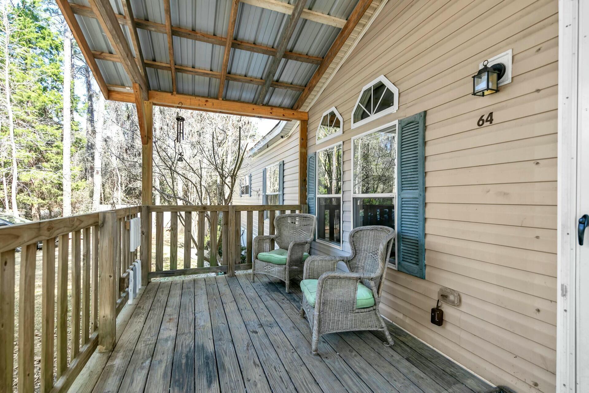 CREEKSIDE - Residential