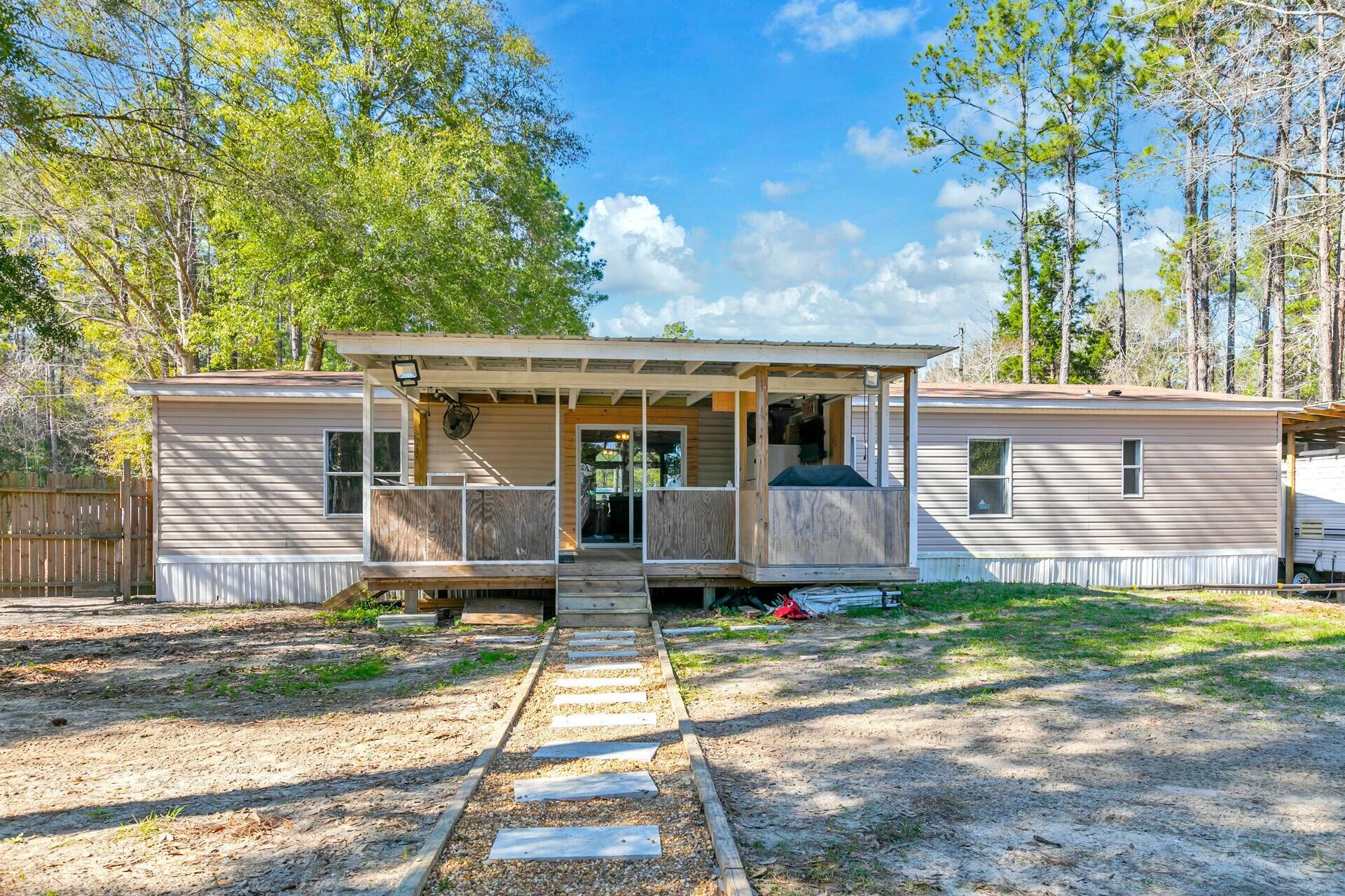 CREEKSIDE - Residential