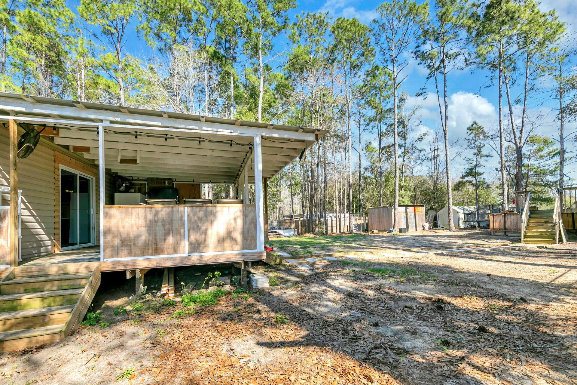 CREEKSIDE - Residential