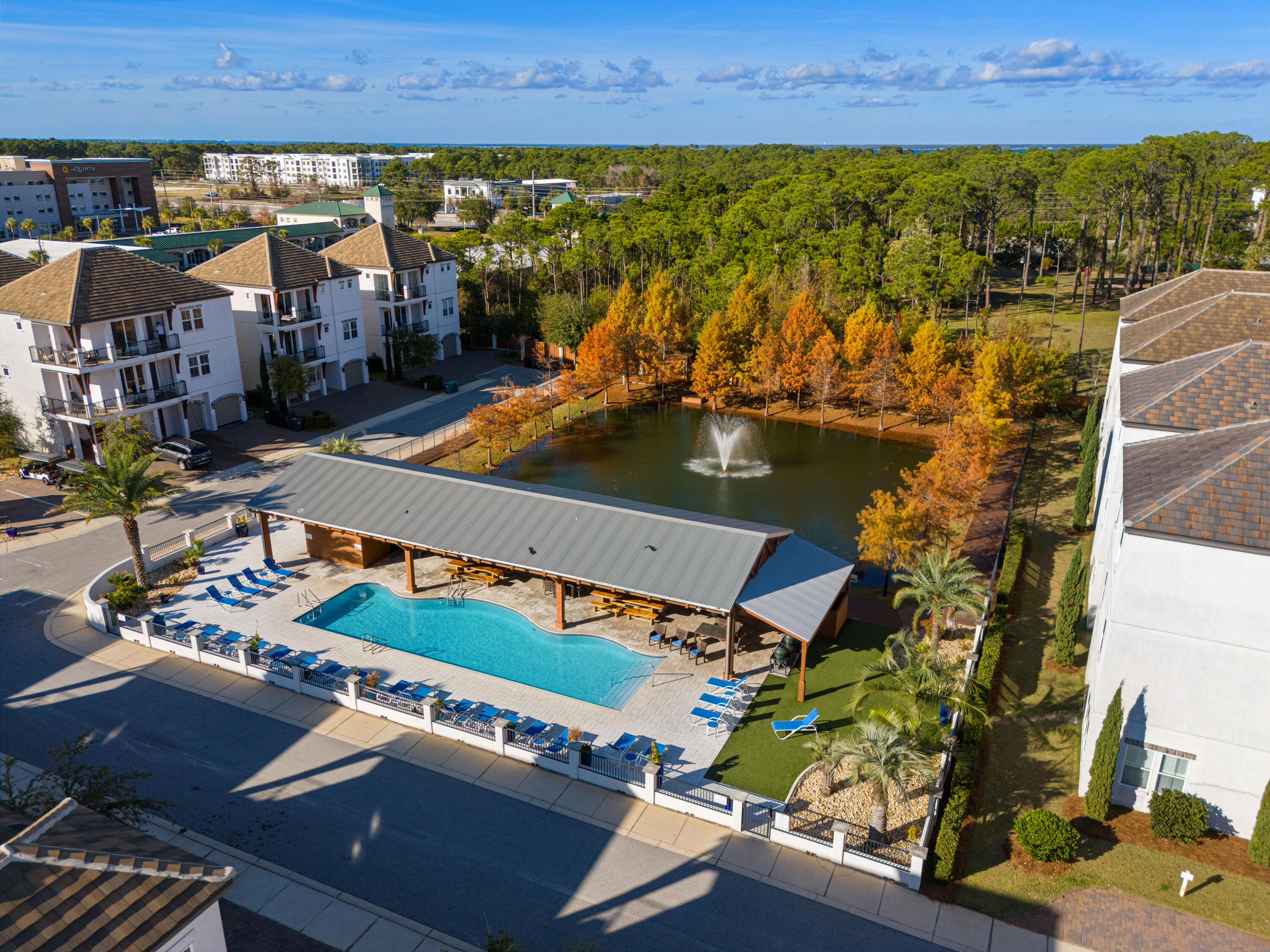 The Retreat at Miramar - Residential