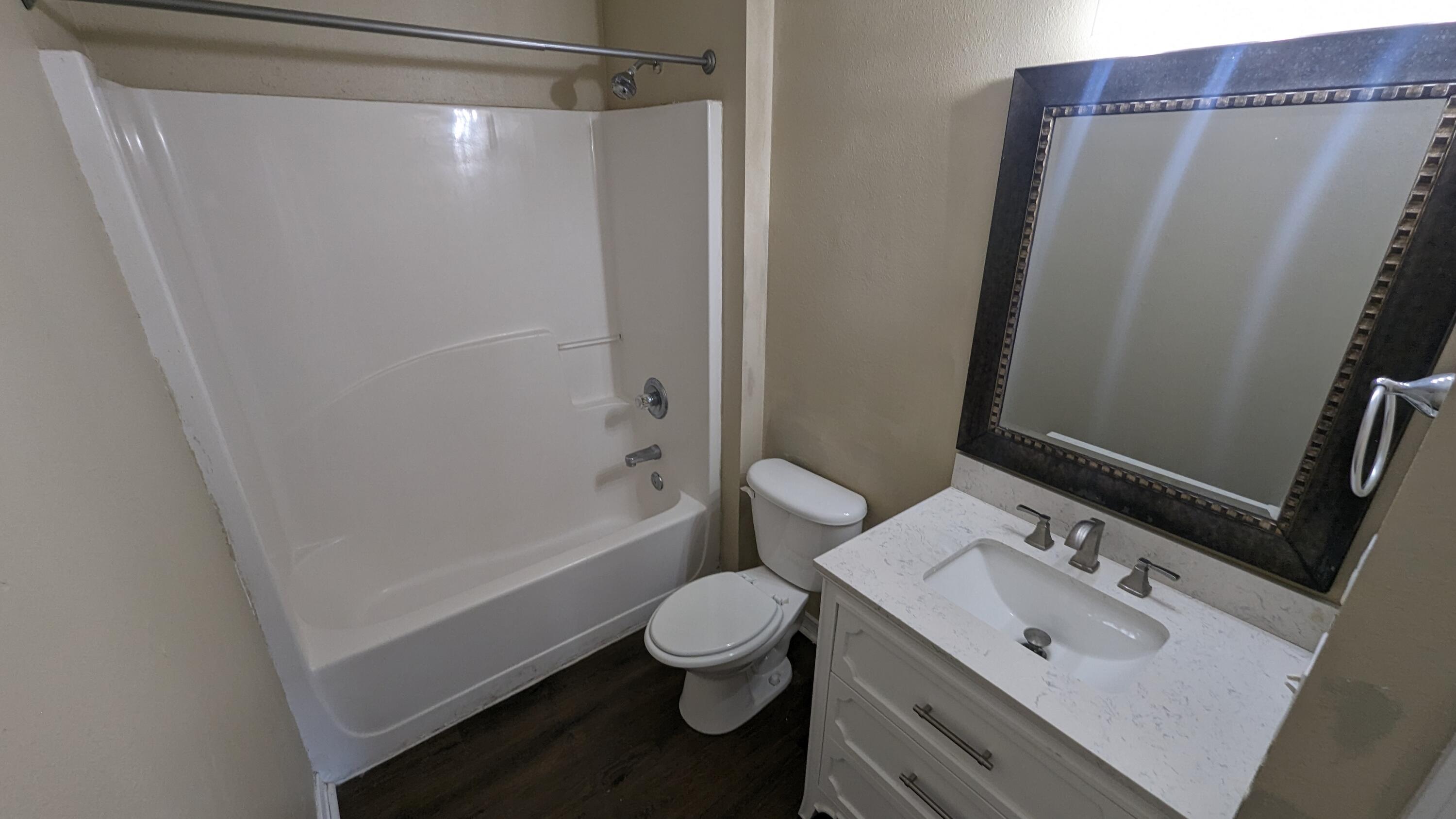 COUNTRYVIEW ESTATES 9TH ADDN - Residential