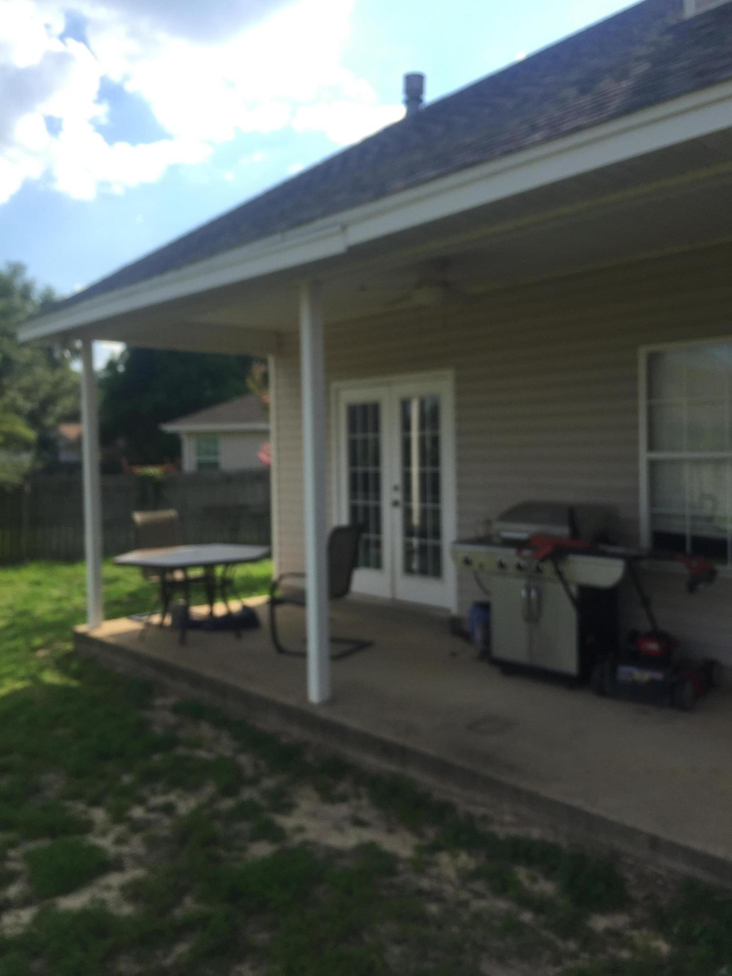 Roanoke Village 1st addition lot 7 - Residential