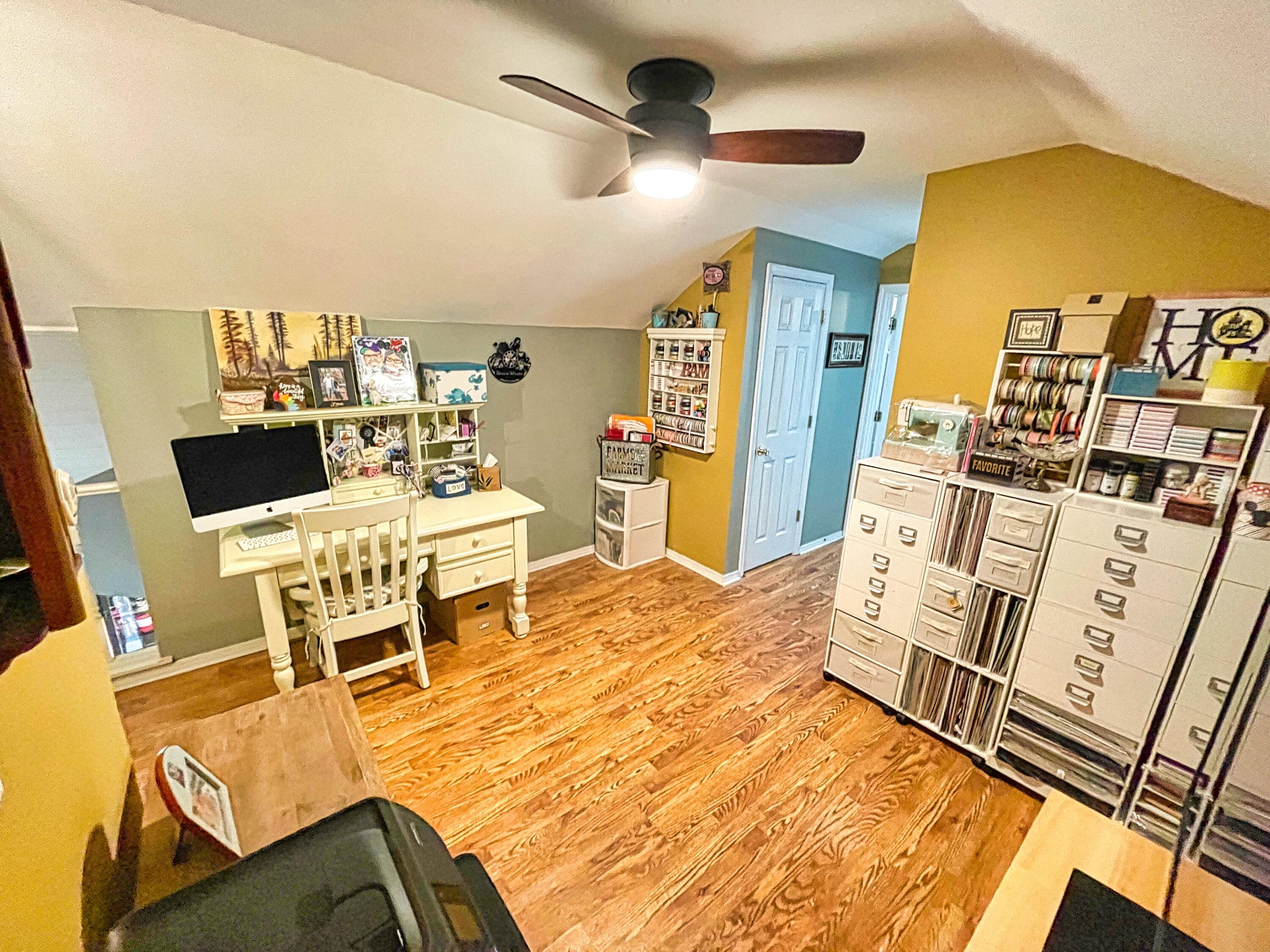 MOSSY OAKS - Residential