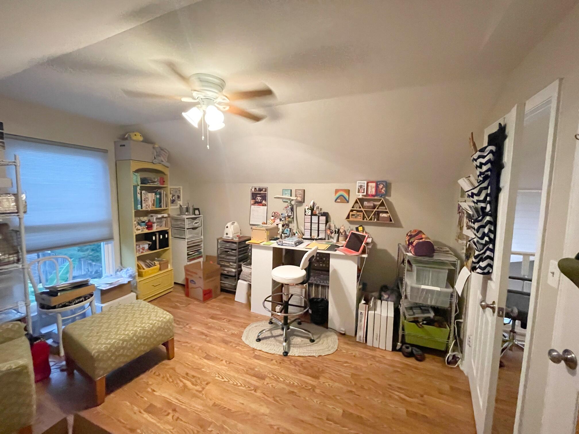 MOSSY OAKS - Residential