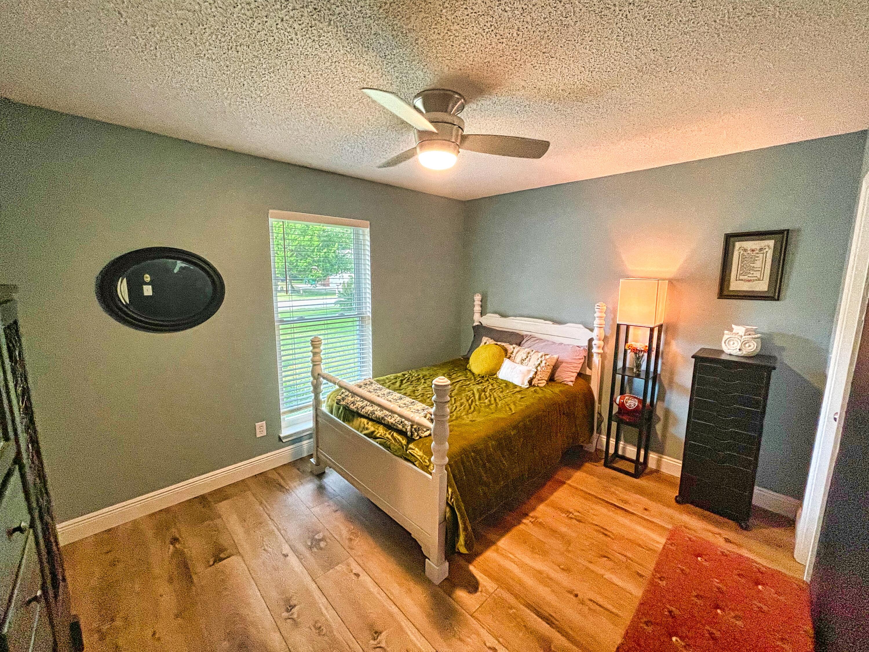 MOSSY OAKS - Residential