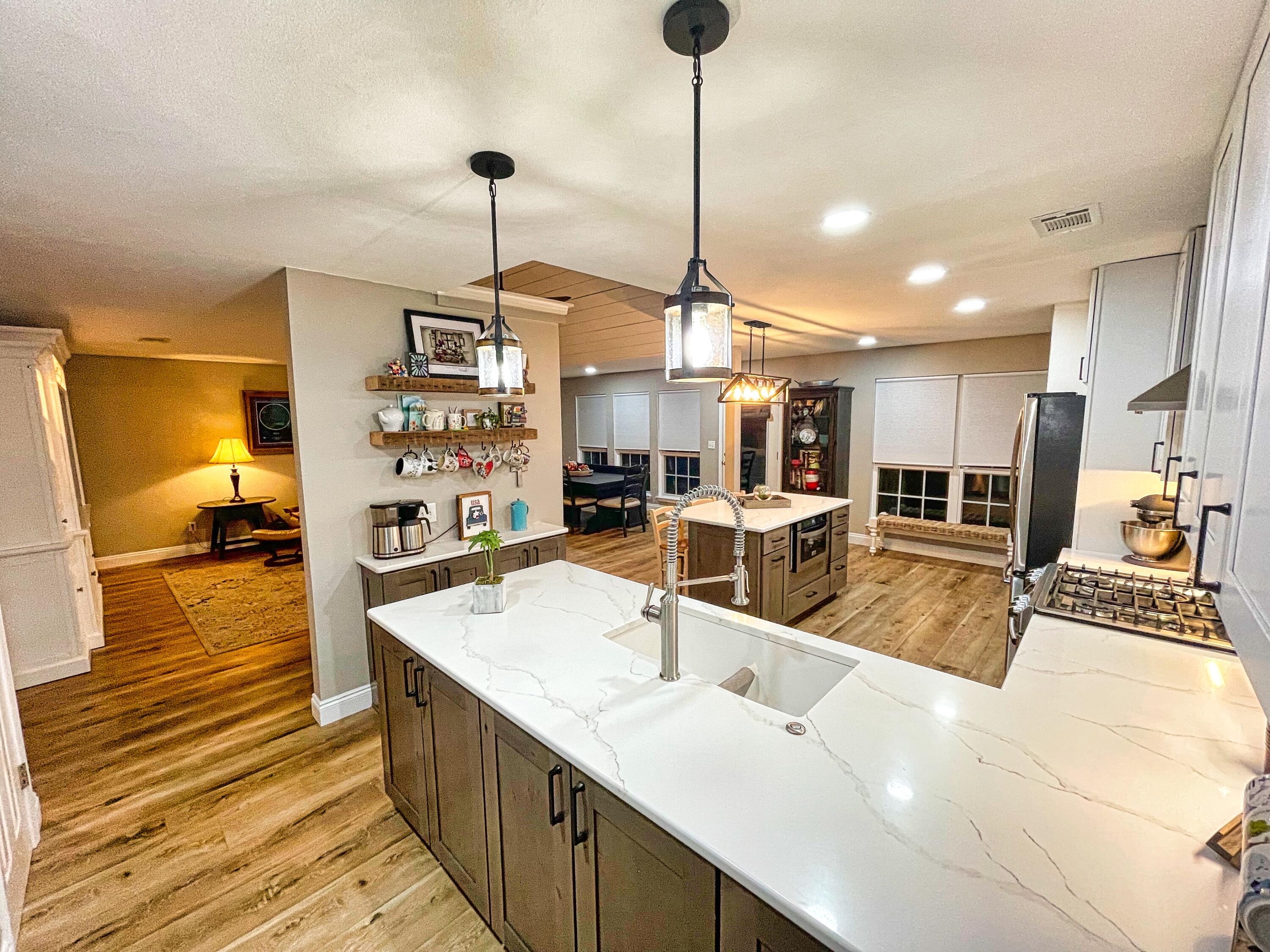 MOSSY OAKS - Residential