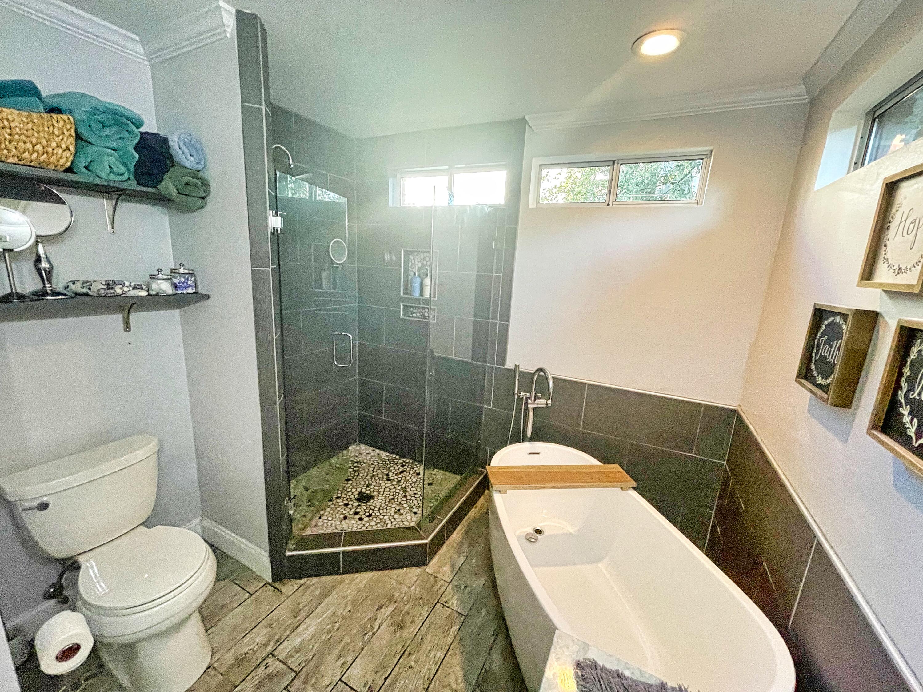 MOSSY OAKS - Residential