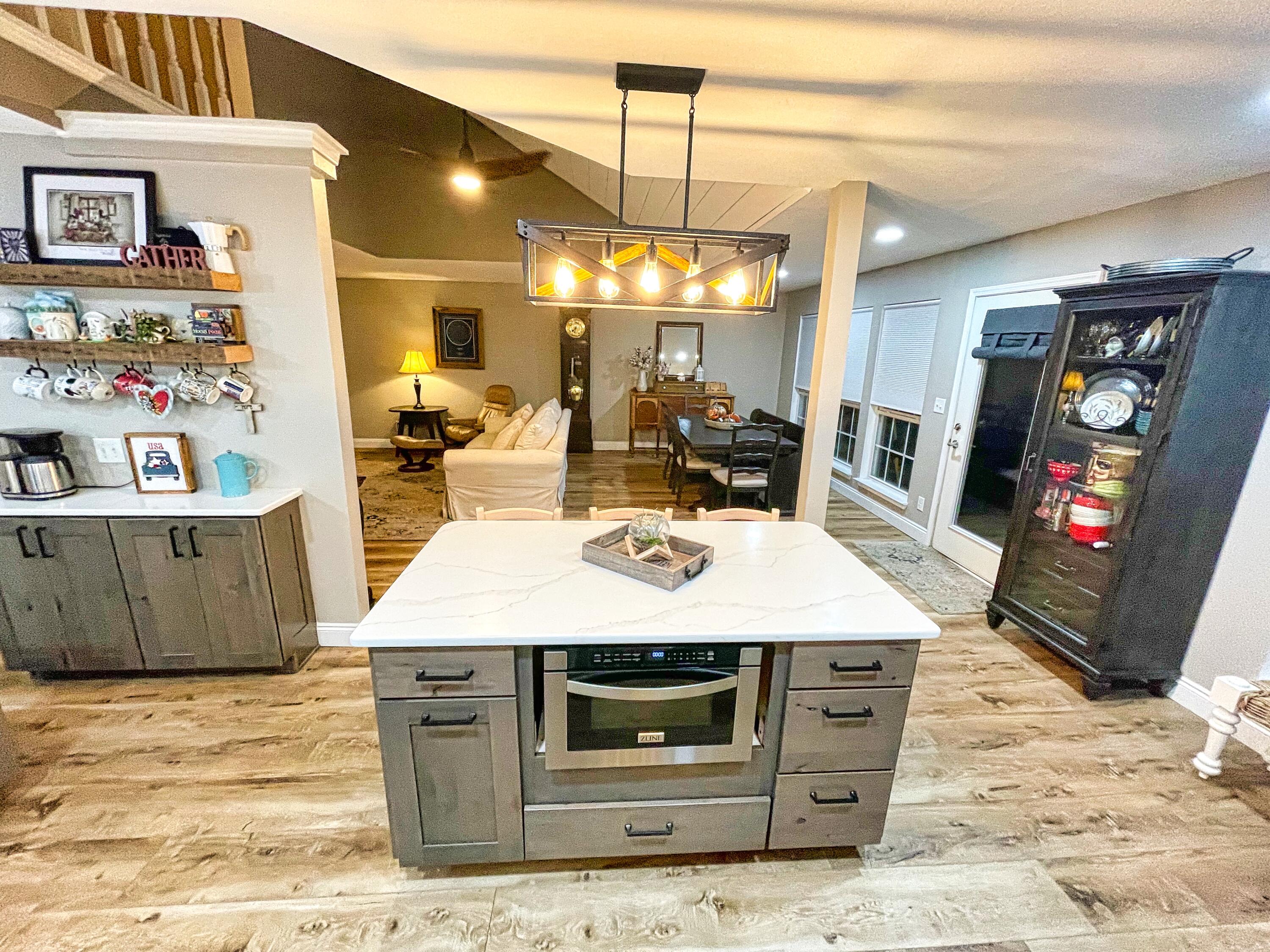 MOSSY OAKS - Residential