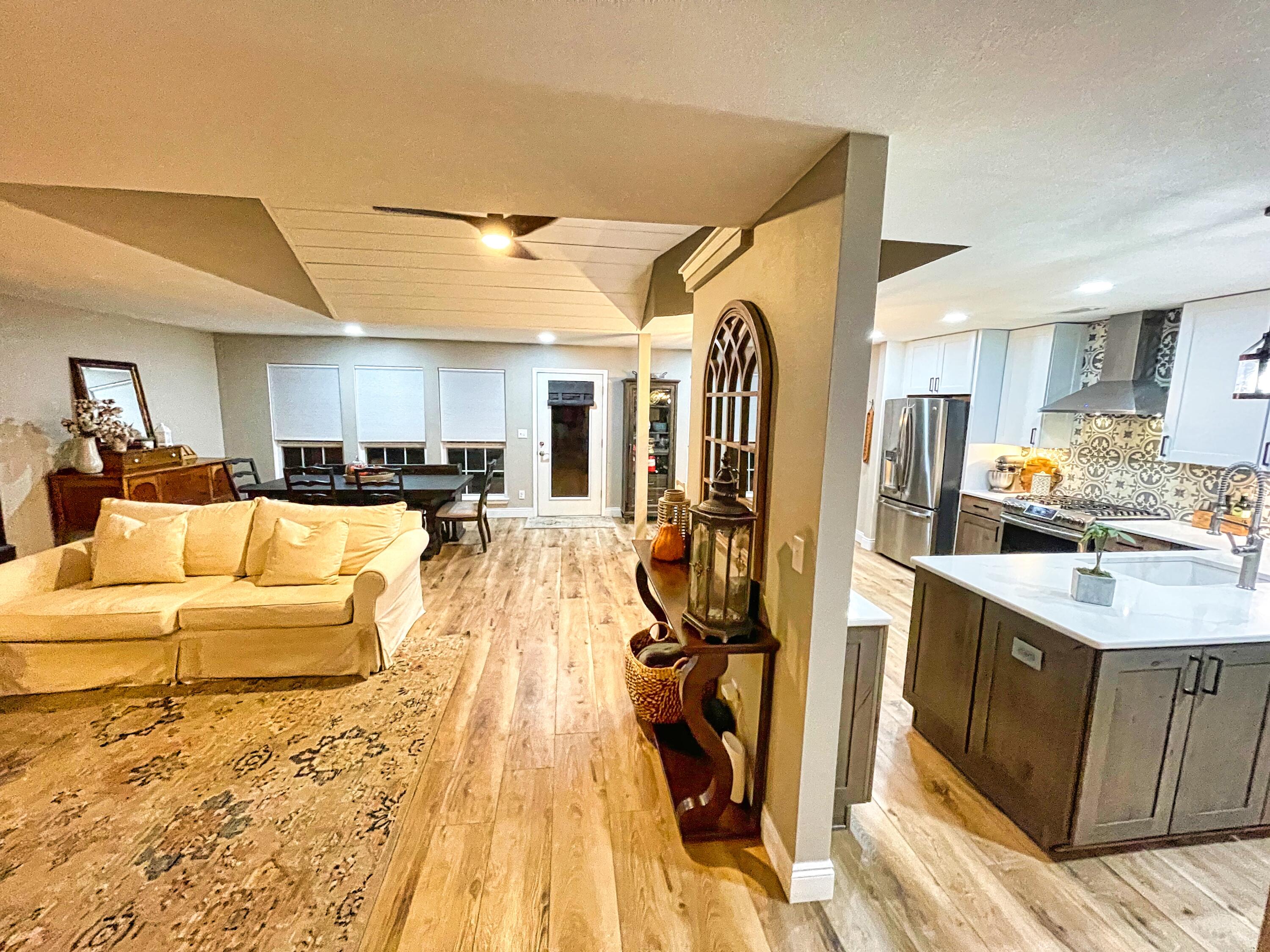 MOSSY OAKS - Residential