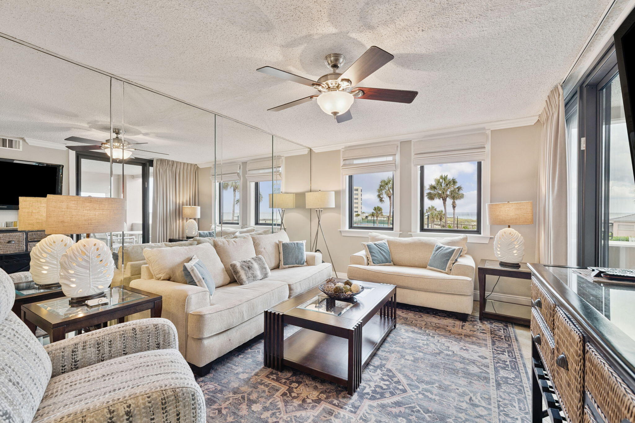 Jetty East Condominium - Residential