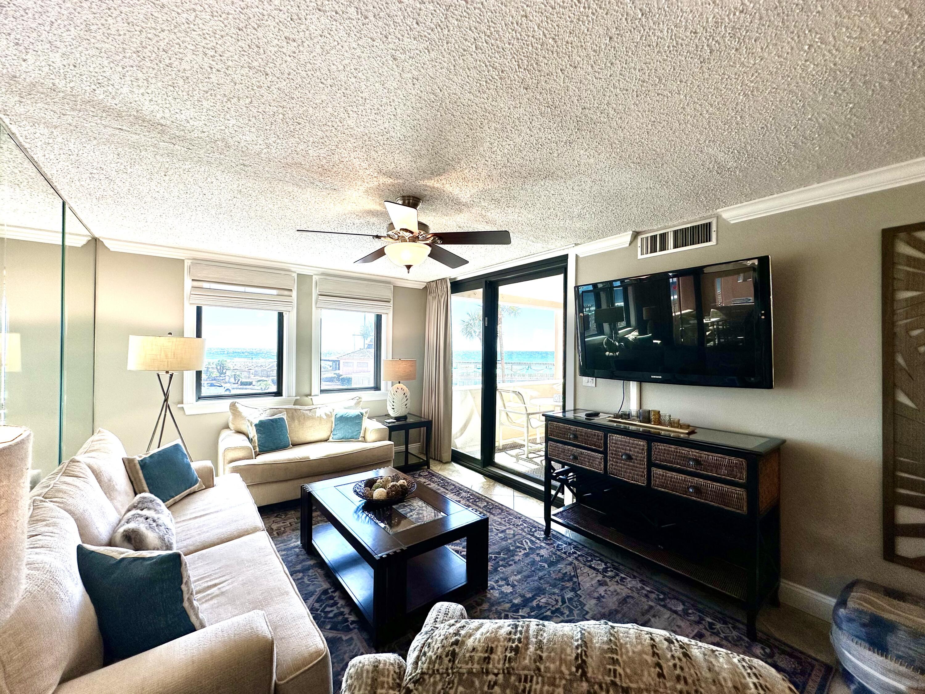 Jetty East Condominium - Residential