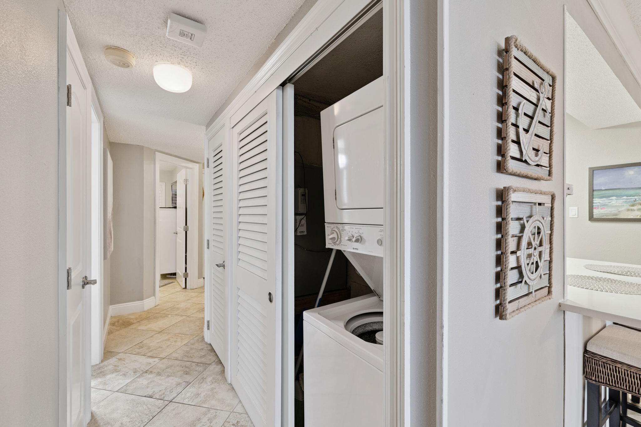 Jetty East Condominium - Residential