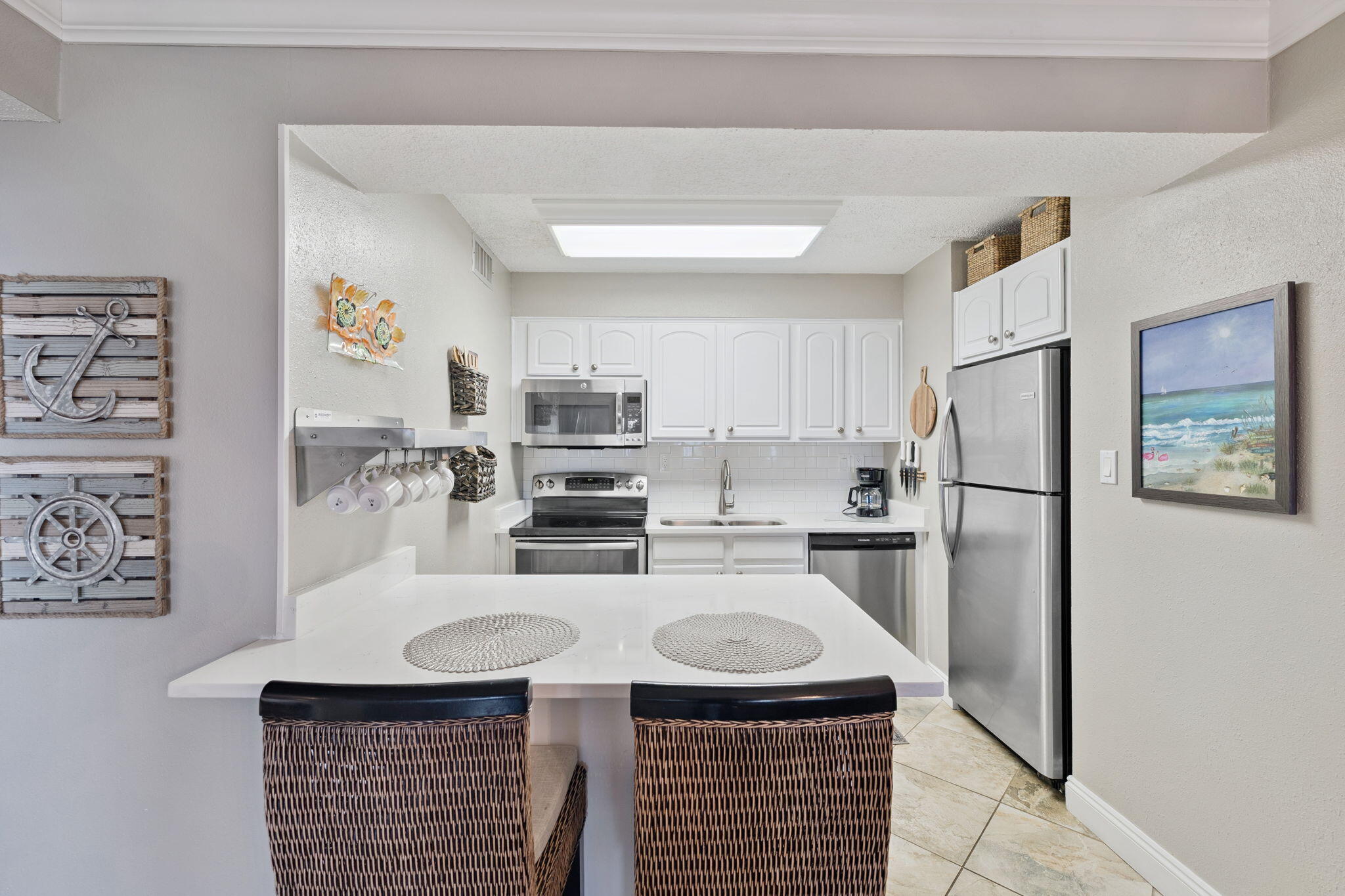 Jetty East Condominium - Residential