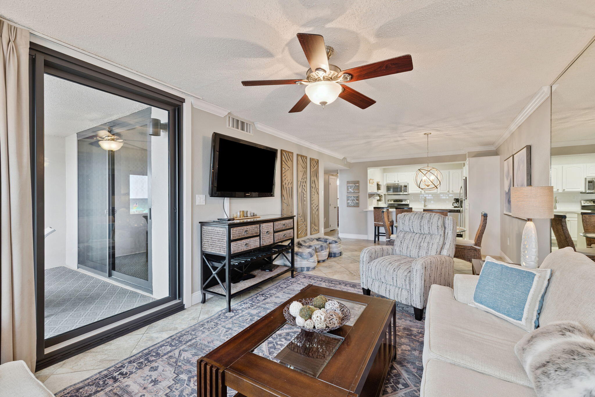 Jetty East Condominium - Residential
