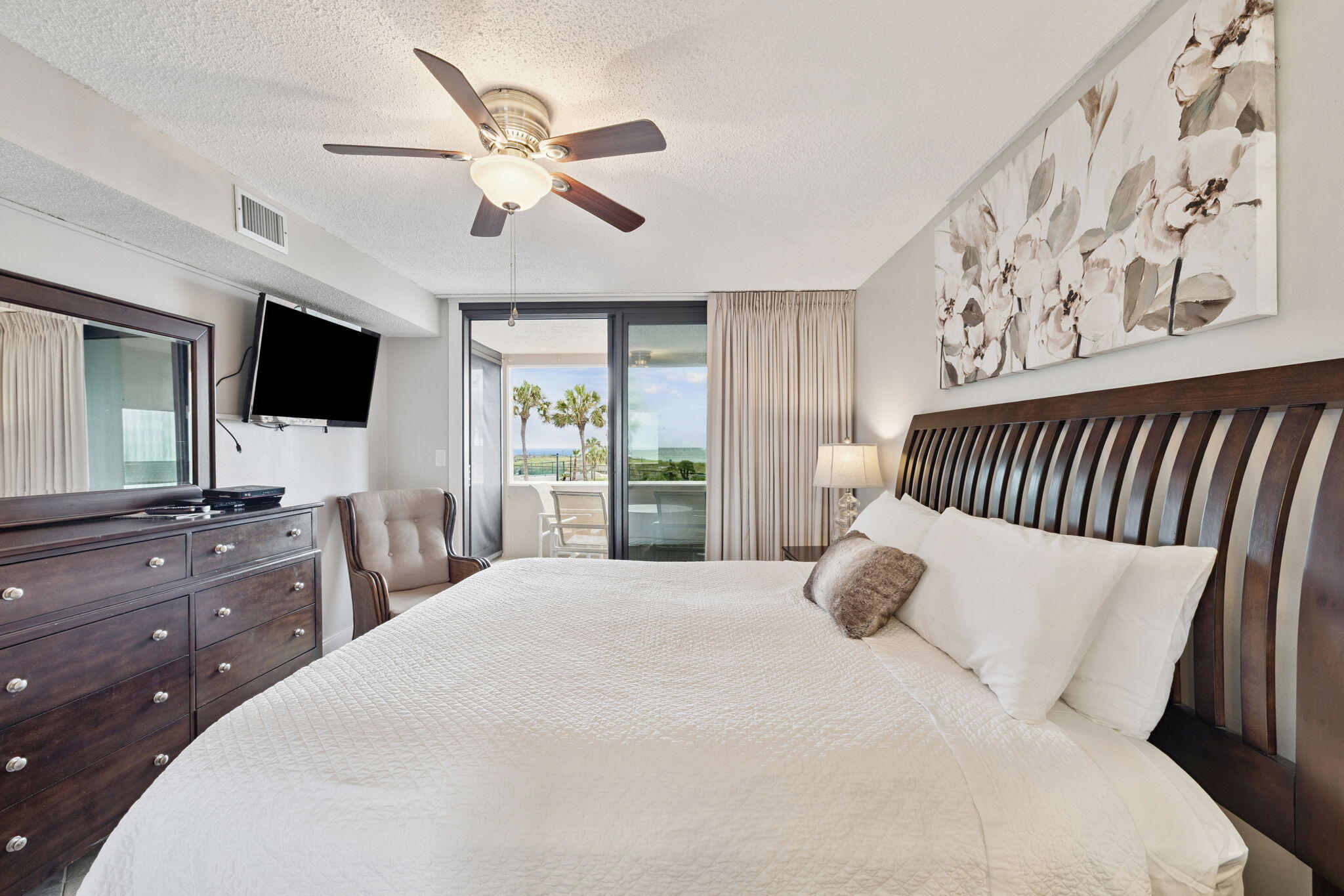 Jetty East Condominium - Residential