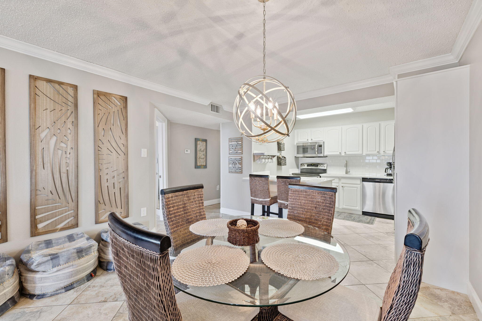 Jetty East Condominium - Residential