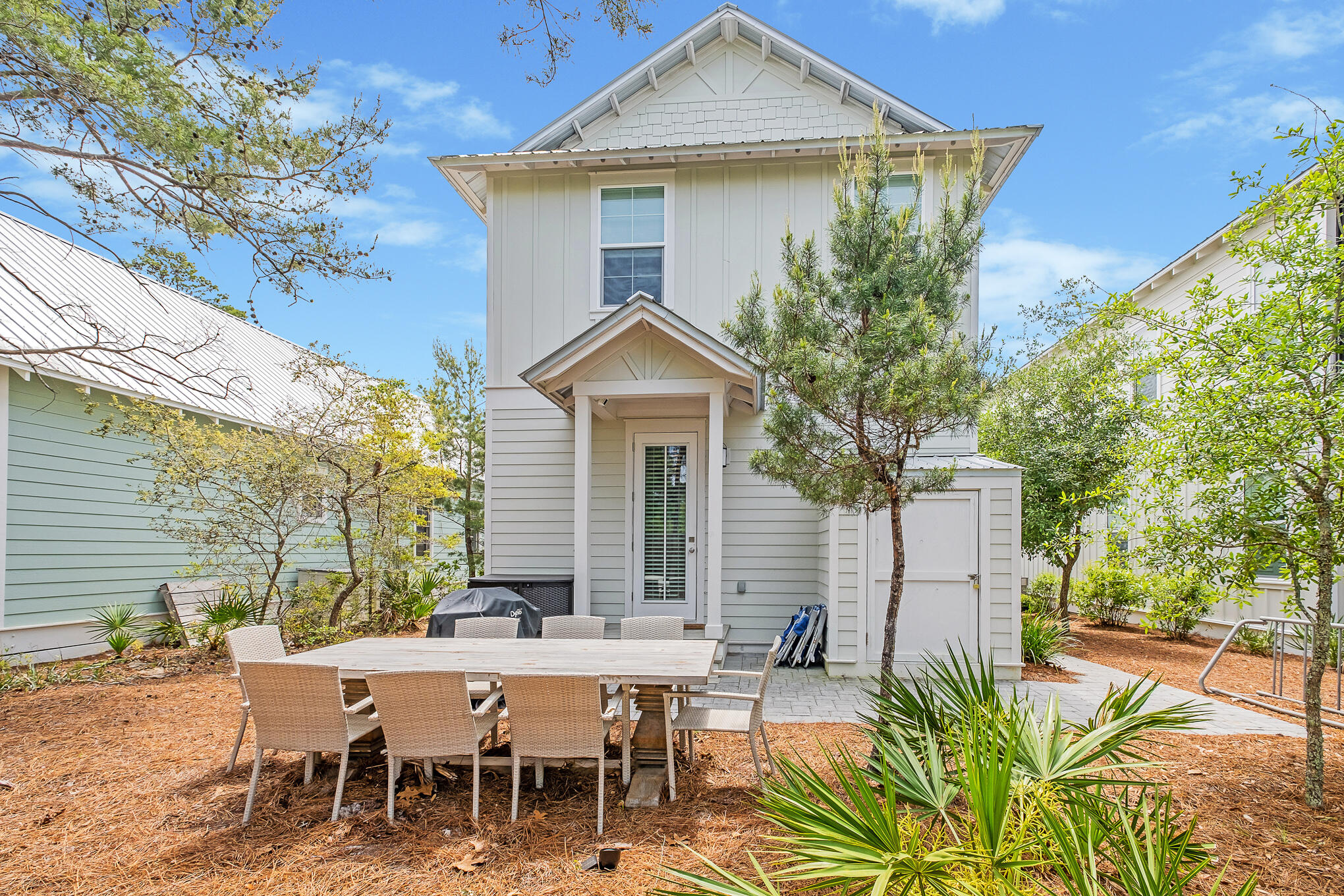 SHADOW PINES - Residential