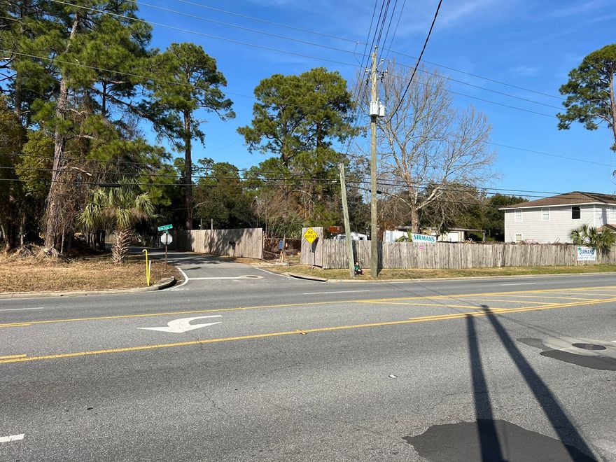 COMMERCIAL CORNER, .89 Acre at the NE corner of Green Acres Rd. and Swan Lane.  This property includes three contiguous parcels; 2, 4 & 10 Swan Lane - the entire right (east) side of Swan Lane.  So many possibilities!West side of Swan Lane could be available - same site size plus a 4,000+ sf metal building (currently leased). Call for more info.