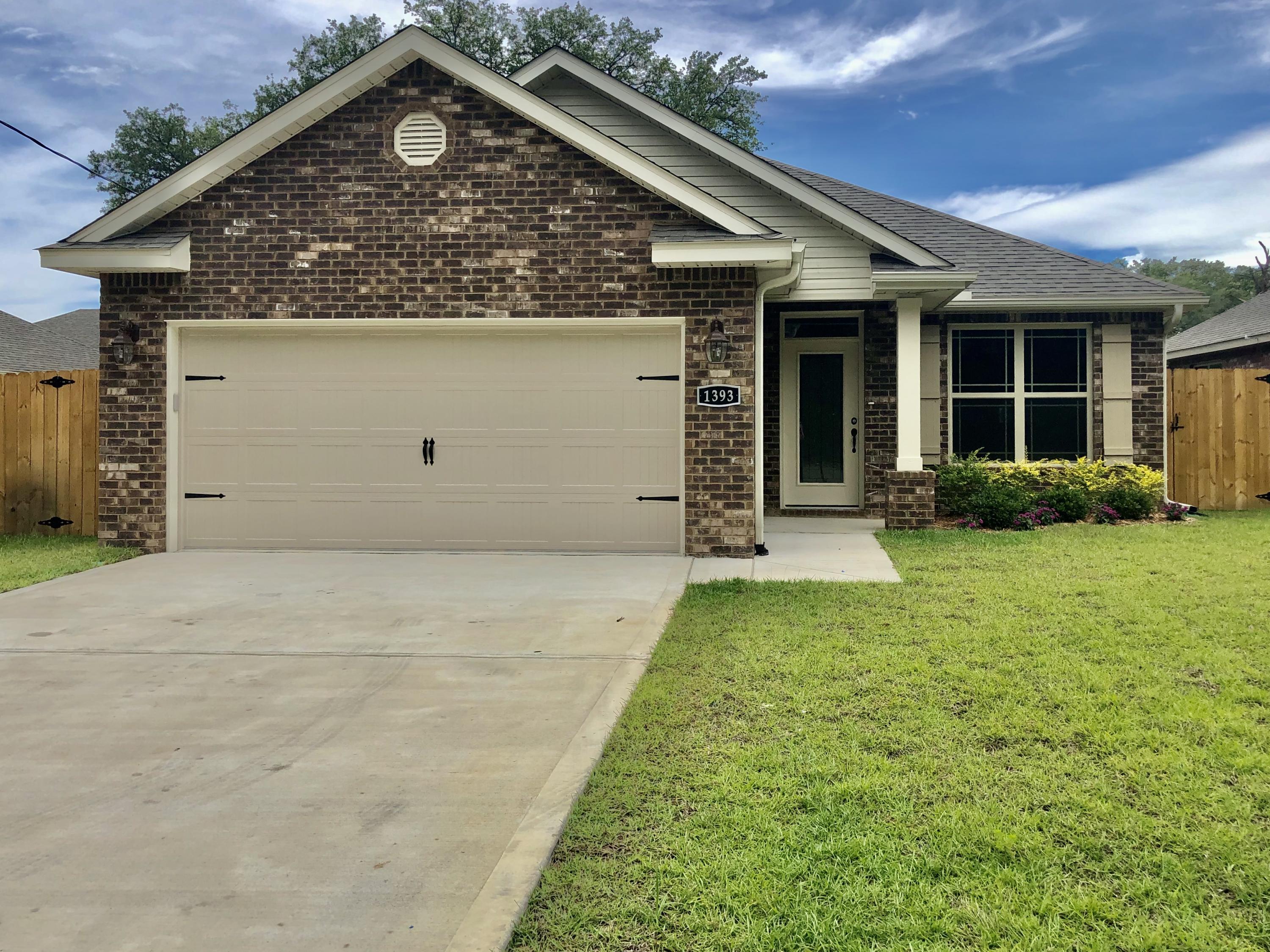 BRYNLEE CROSSING - Residential